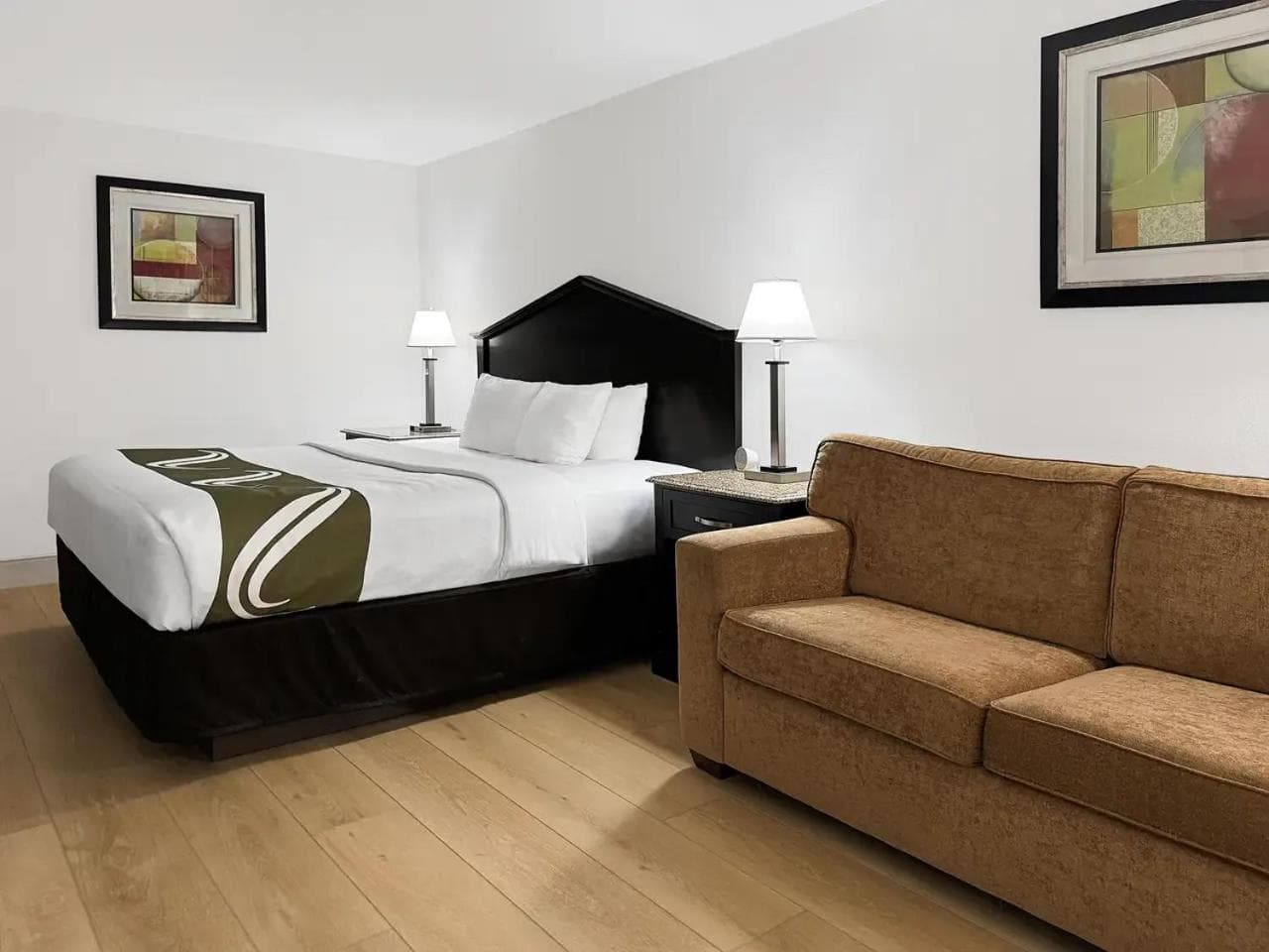 1734 West Hotel property views in Fort Wayne, IN — gallery photo 3