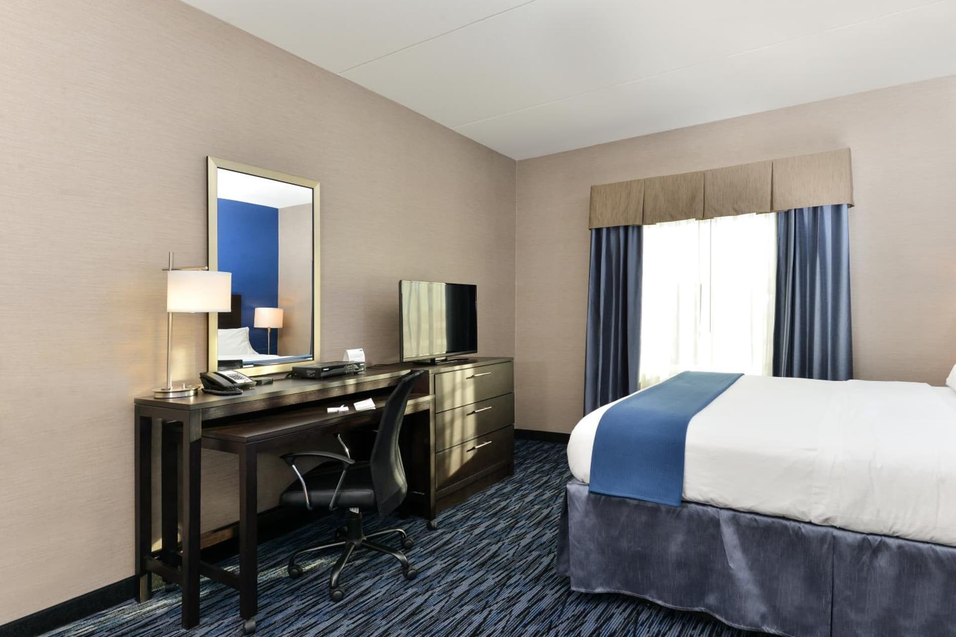 Holiday Inn Express & Suites Peekskill-Lower Hudson Valley by IHG gallery photo in Peekskill, NY — image 6