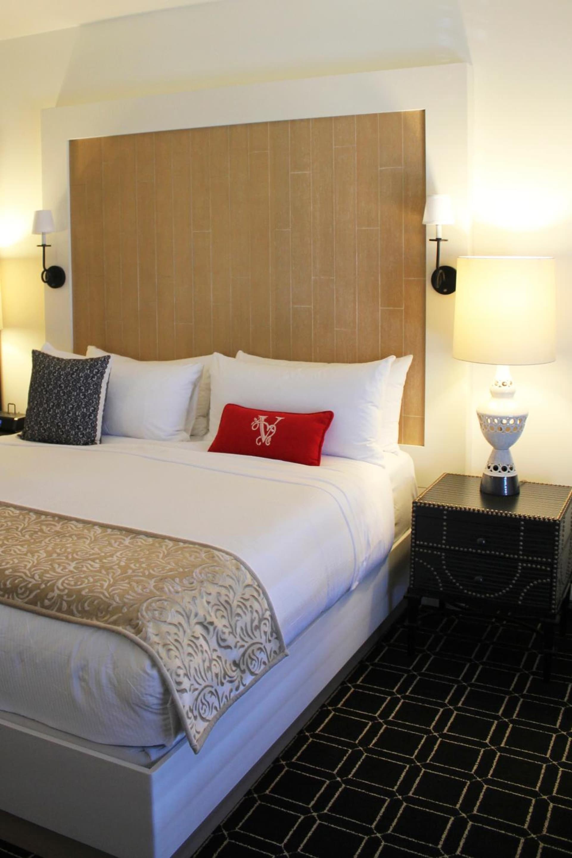 Hotel Valencia Santana Row interior in San Jose, CA — gallery photo 2