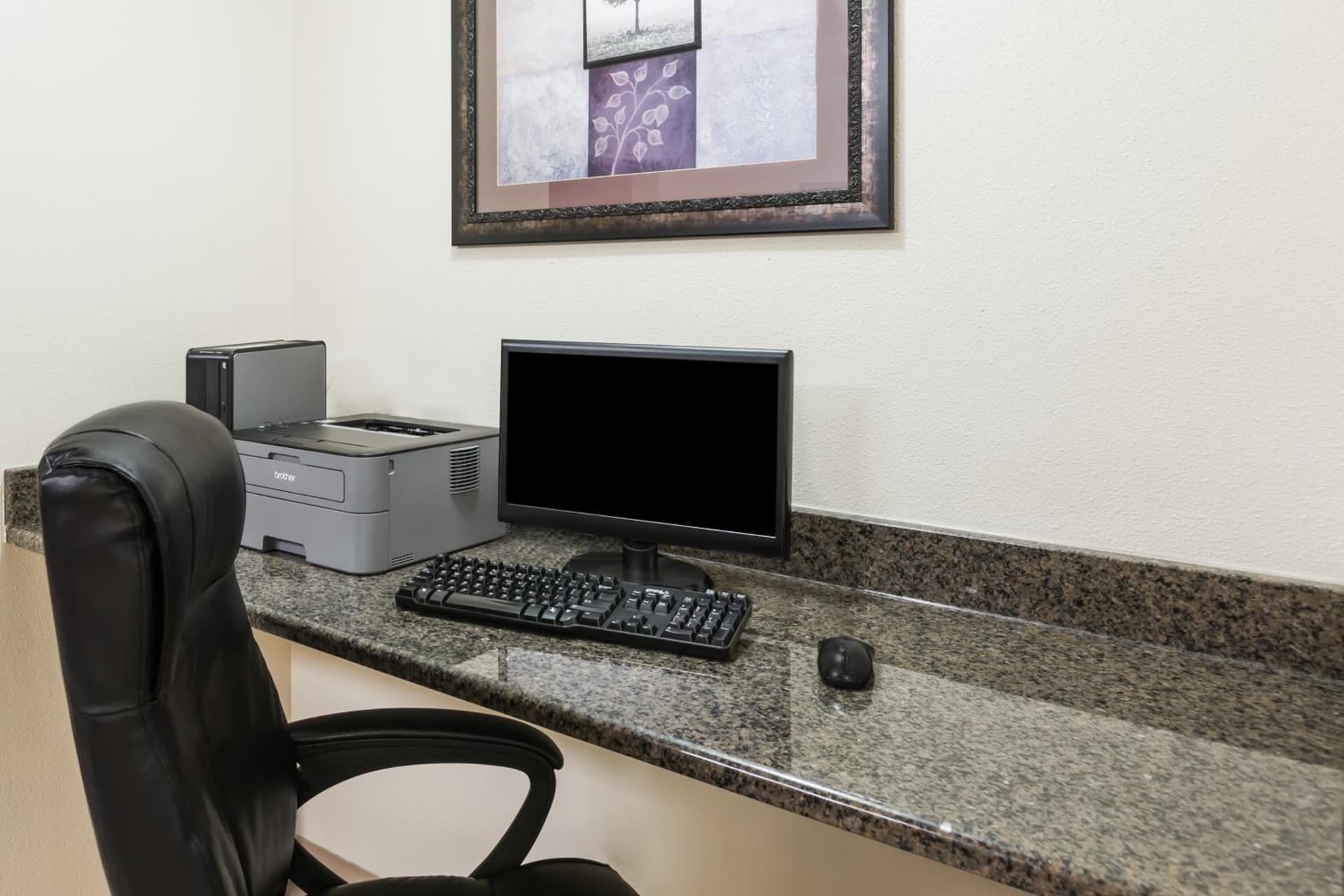 Days Inn & Suites by Wyndham Des Moines Airport gallery photo in Des Moines, IA — image 20
