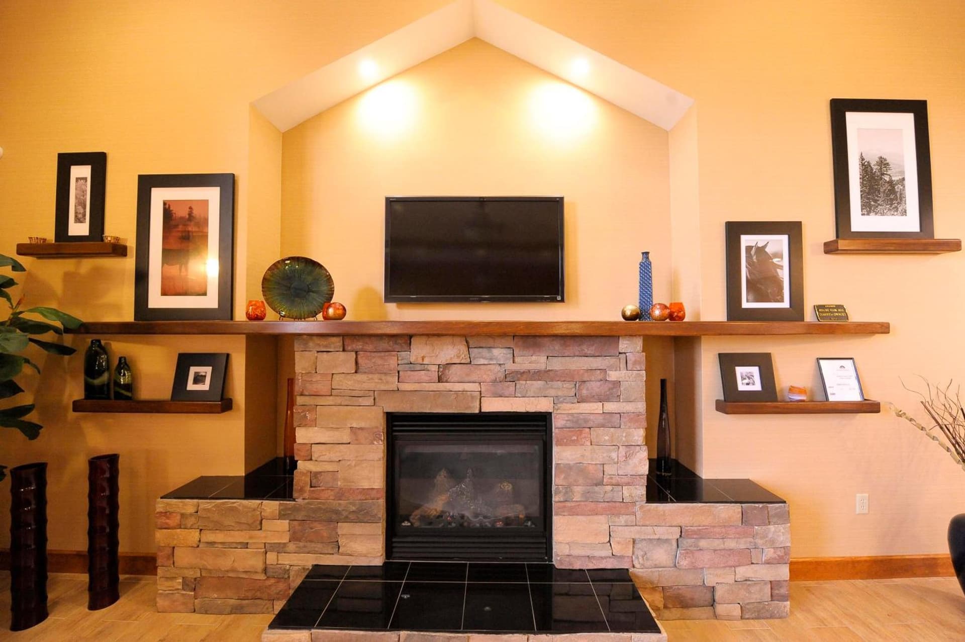 Hampton Inn & Suites Craig, CO property views in Craig, CO — gallery photo 3
