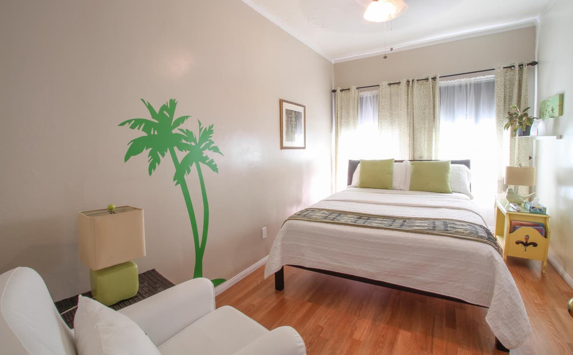 Hotel Royal gallery photo in Long Beach, CA — image 13