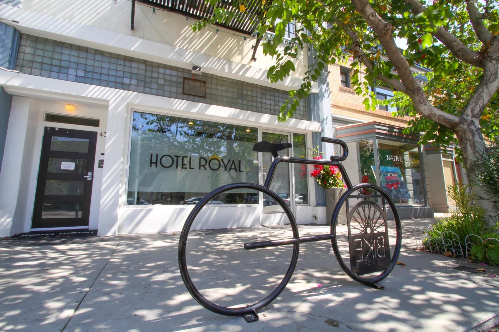 Hotel Royal gallery photo in Long Beach, CA — image 31
