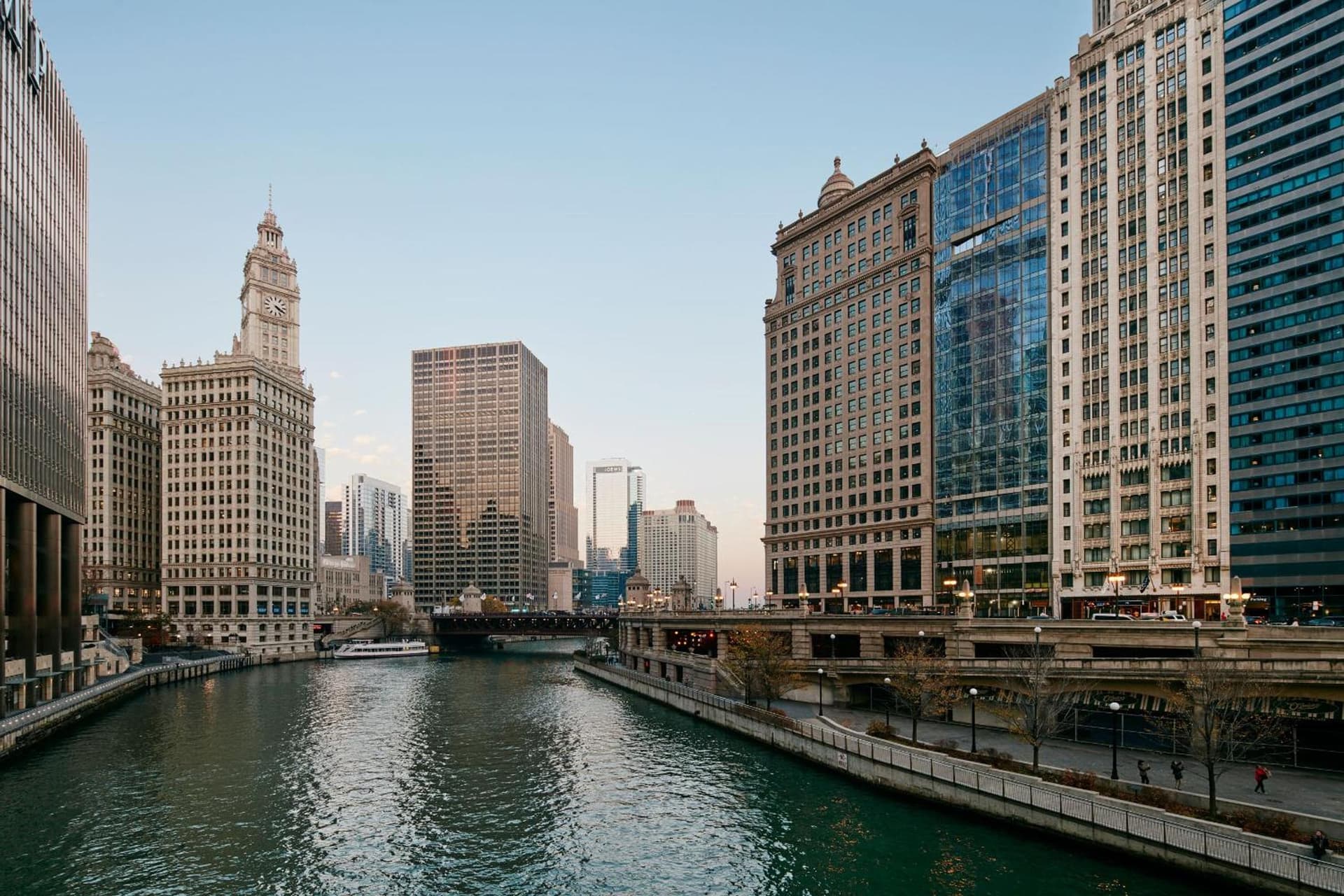 River Hotel gallery photo in Chicago, IL — image 29