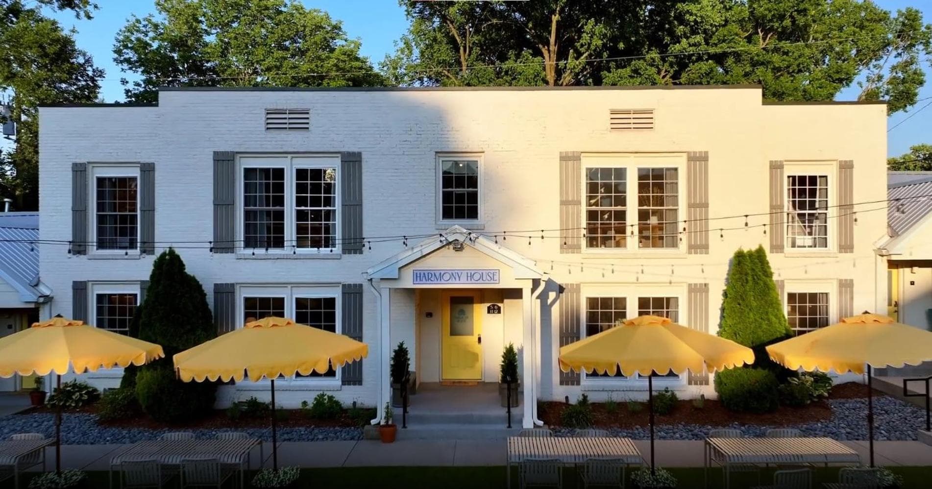 Harmony House featured exterior or lobby in Nashville, TN — similar hotel
