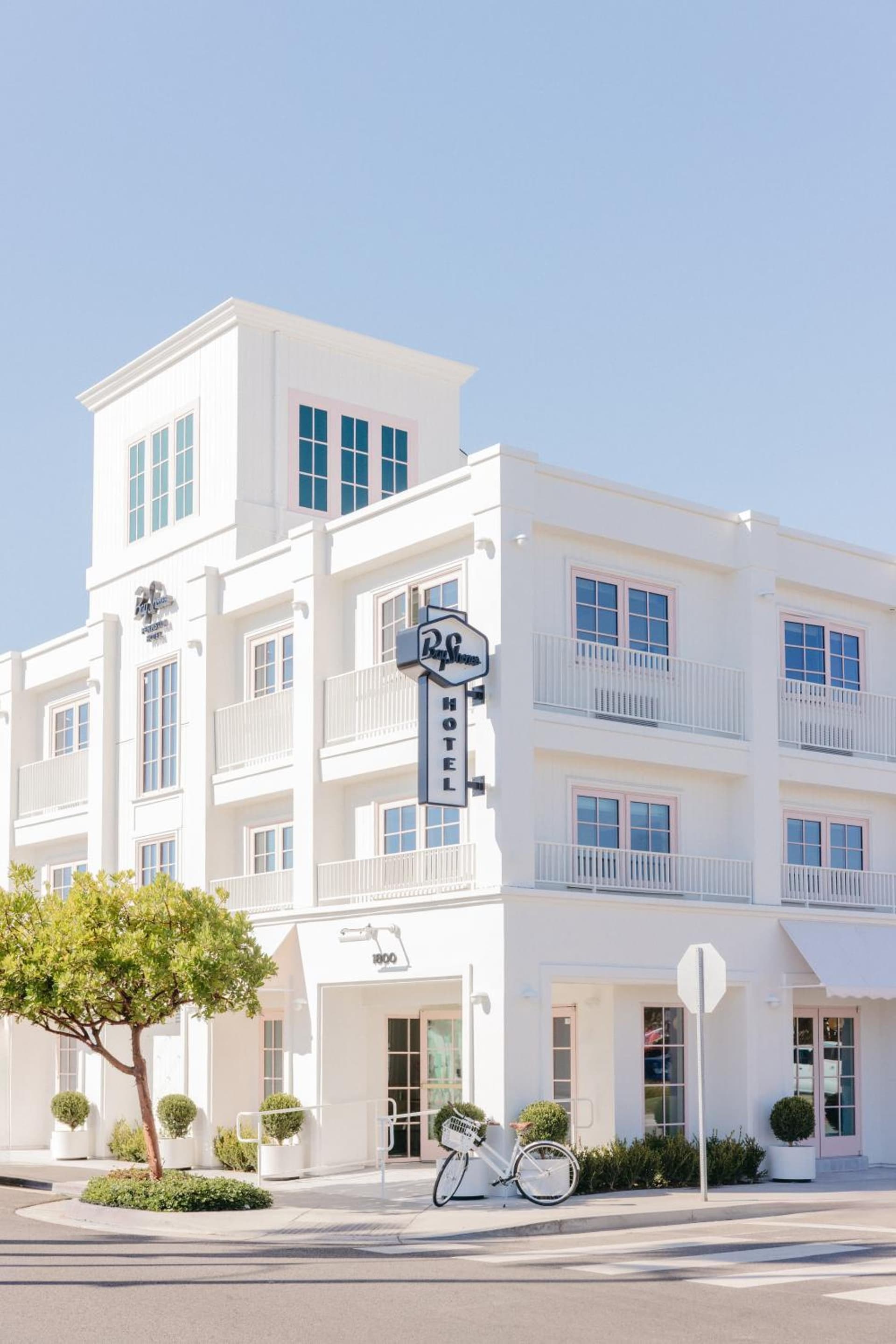 Bay Shores Peninsula Hotel featured exterior or lobby in Newport Beach, CA — similar hotel