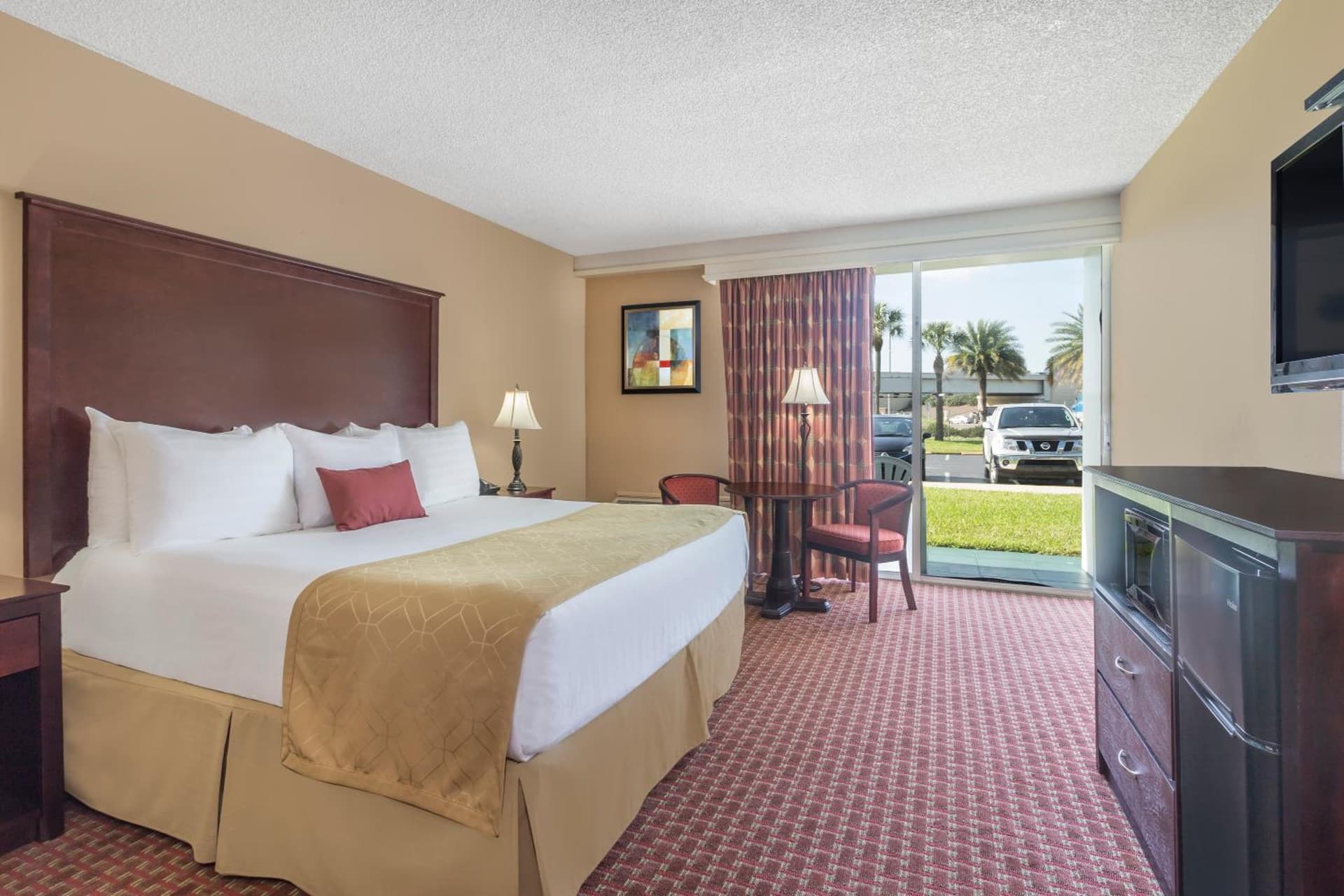 Travelodge by Wyndham Lakeland gallery photo in Lakeland, FL — image 33