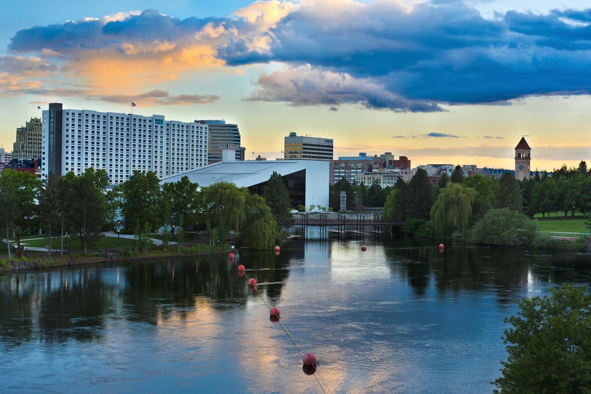 Oxford Suites Spokane Downtown gallery photo in Spokane, WA — image 42