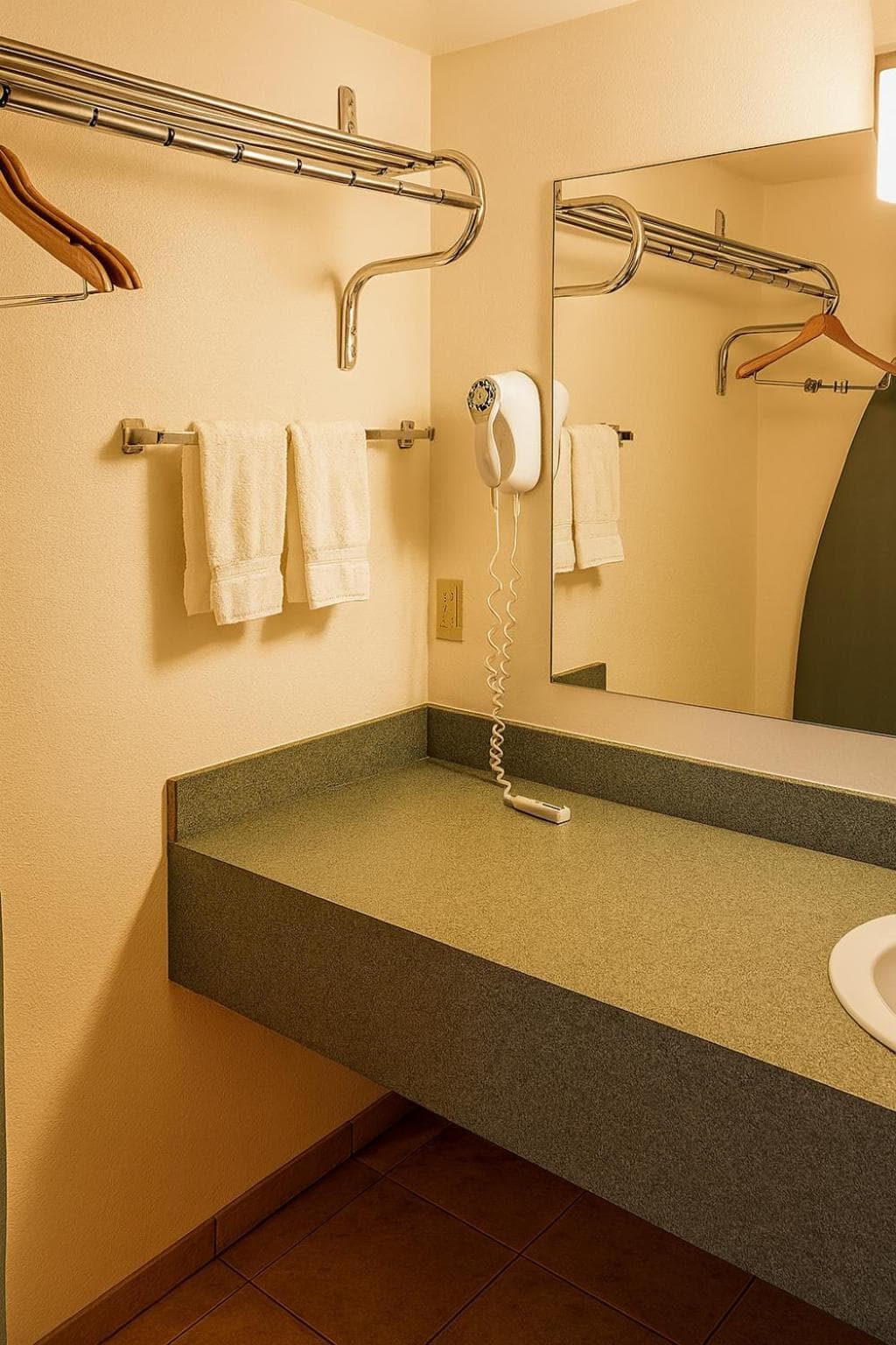 MHO Hotel Dover gallery photo in Dover, DE — image 20
