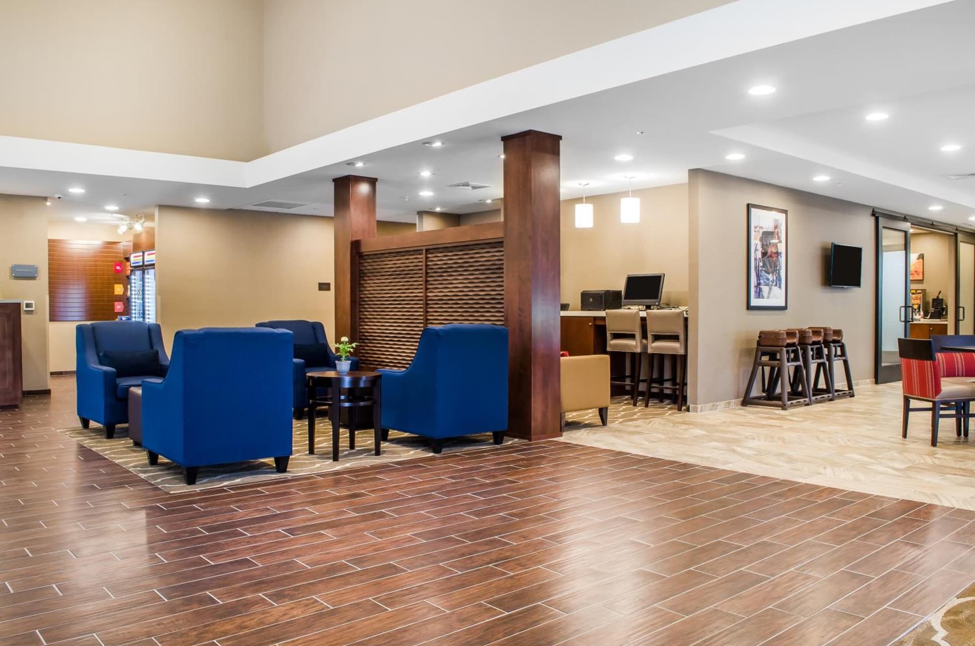Comfort Suites Manheim - Lancaster gallery photo in Manheim, PA — image 80