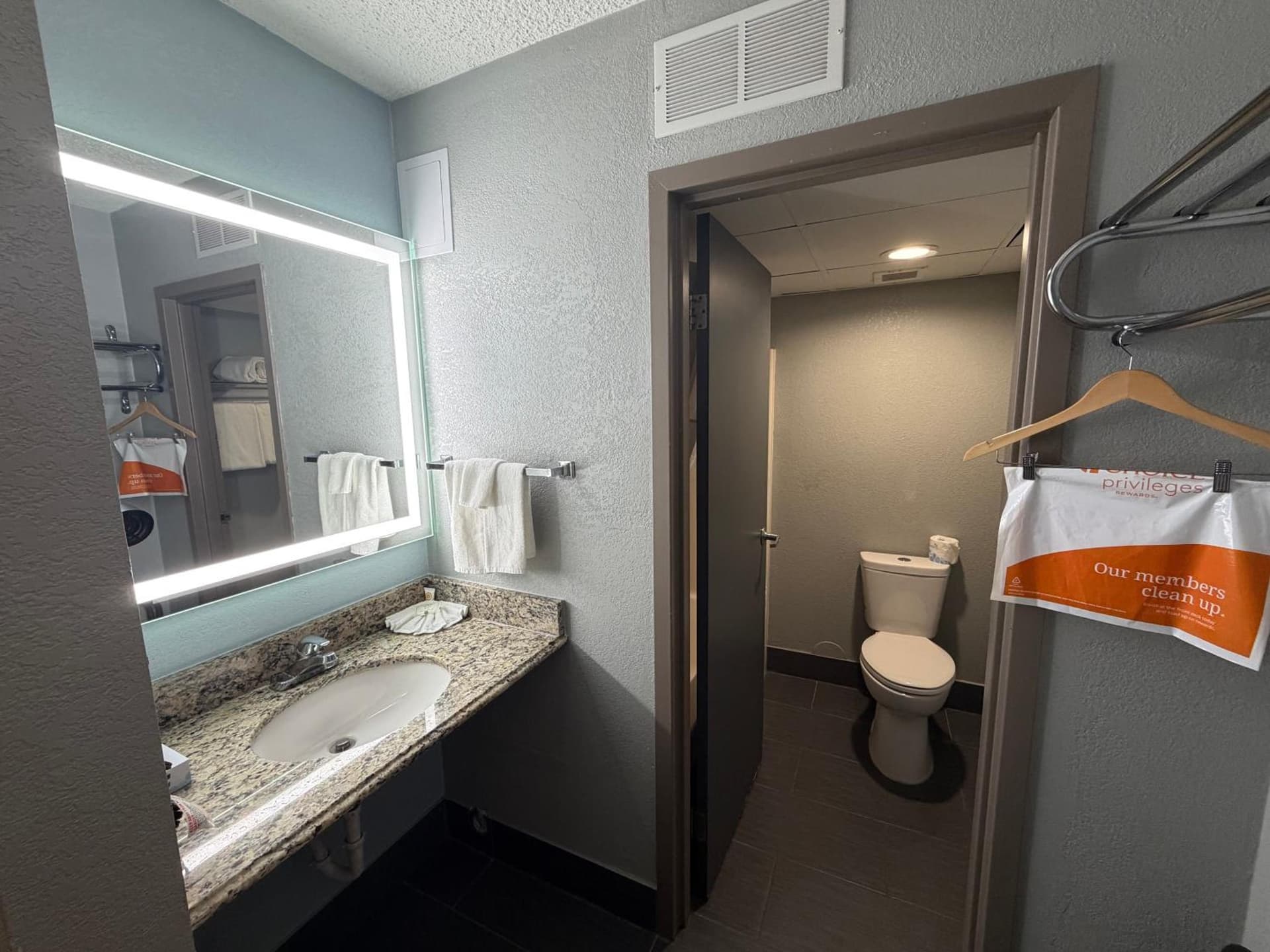 Q Lodge interior in Coldwater, MI — gallery photo 2