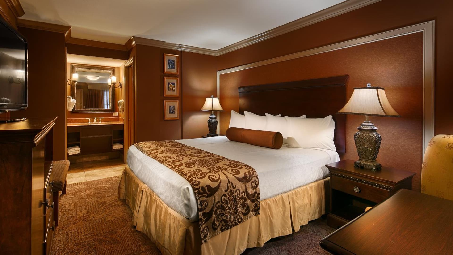 Best Western Plus French Quarter Courtyard Hotel gallery photo in New Orleans, LA — image 24