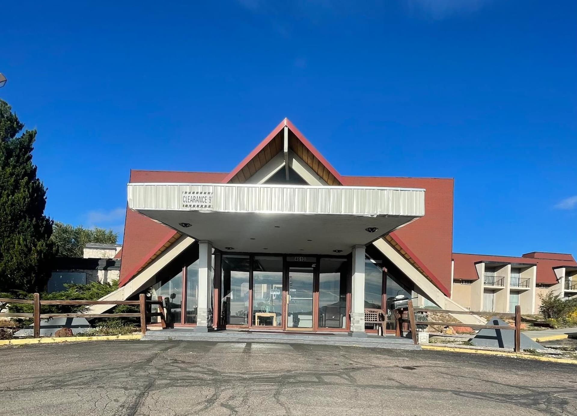 Rusina Inn featured exterior or lobby in Colorado Springs, CO — similar hotel