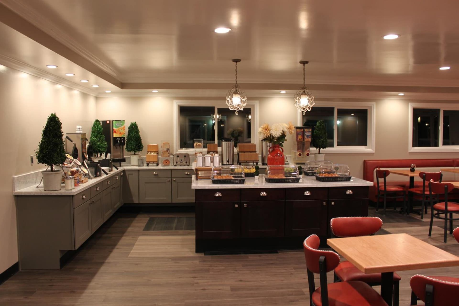 Quality Inn & Suites Santa Maria gallery photo in Santa Maria, CA — image 94