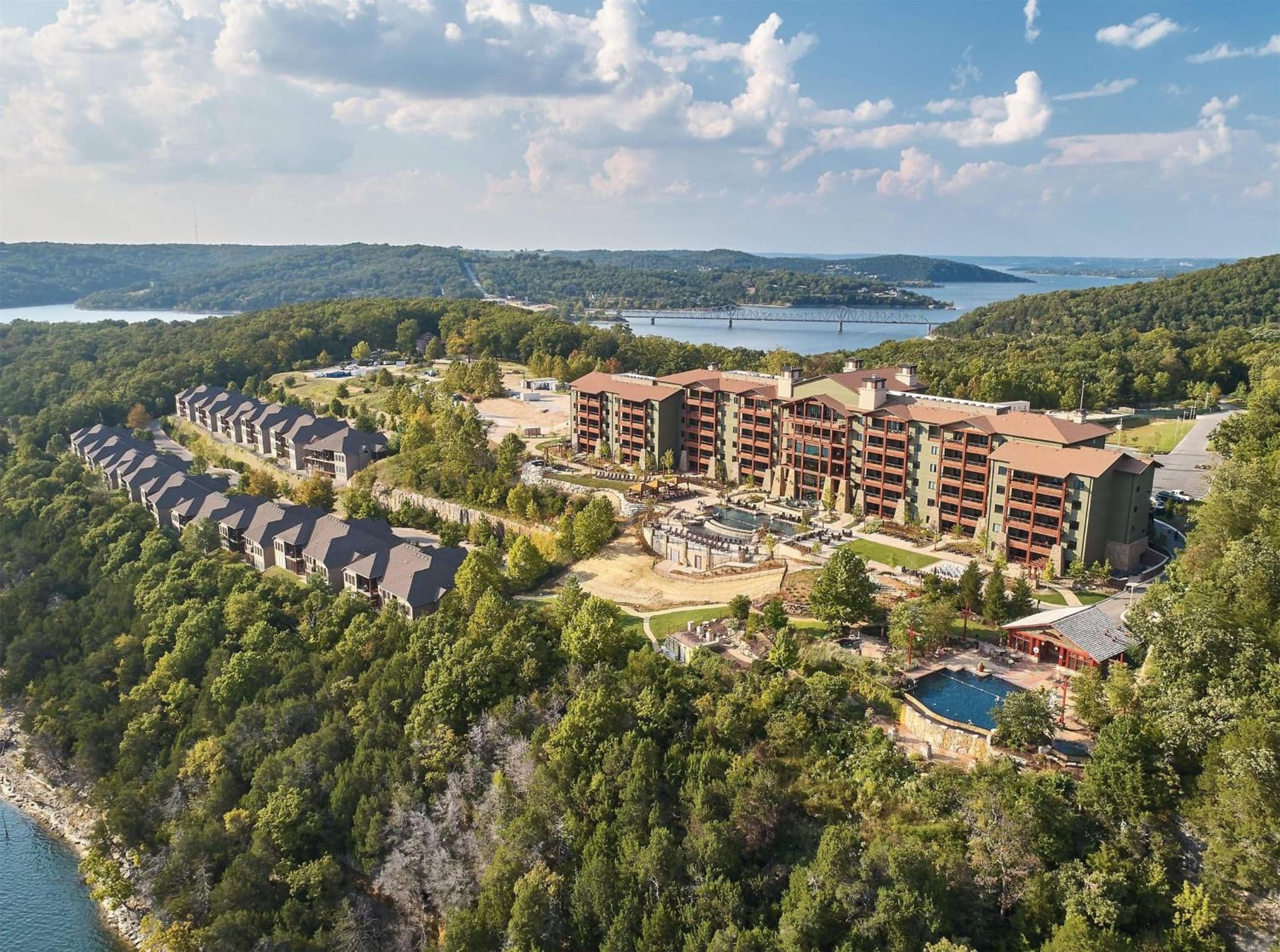 Hilton Grand Vacations Club Long Creek Ridgedale featured exterior or lobby in Ridgedale — similar hotel