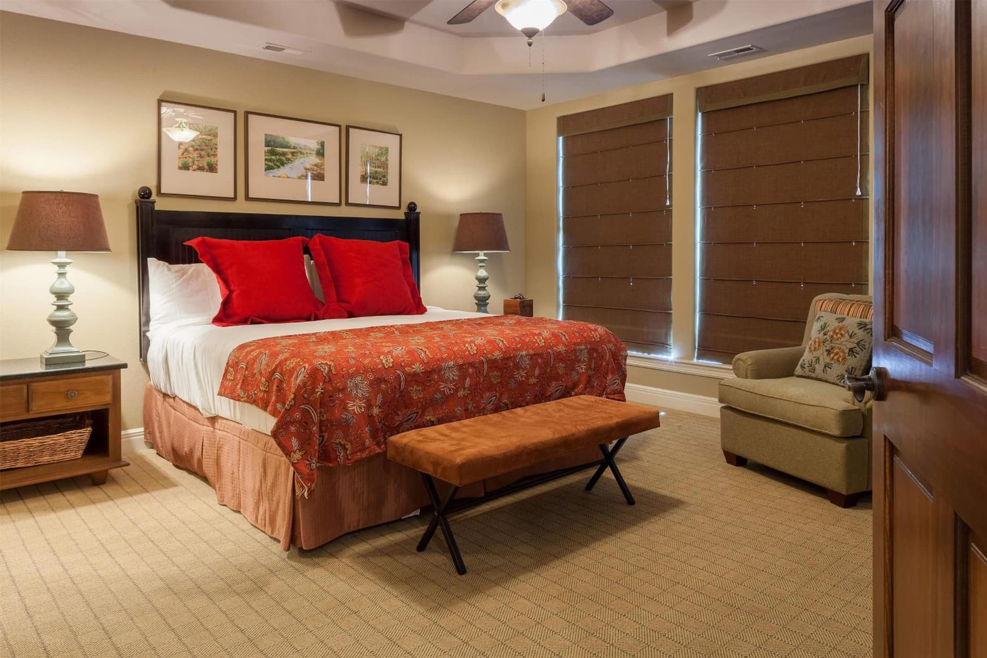 Hilton Grand Vacations Club Long Creek Ridgedale interior in Ridgedale — gallery photo 2