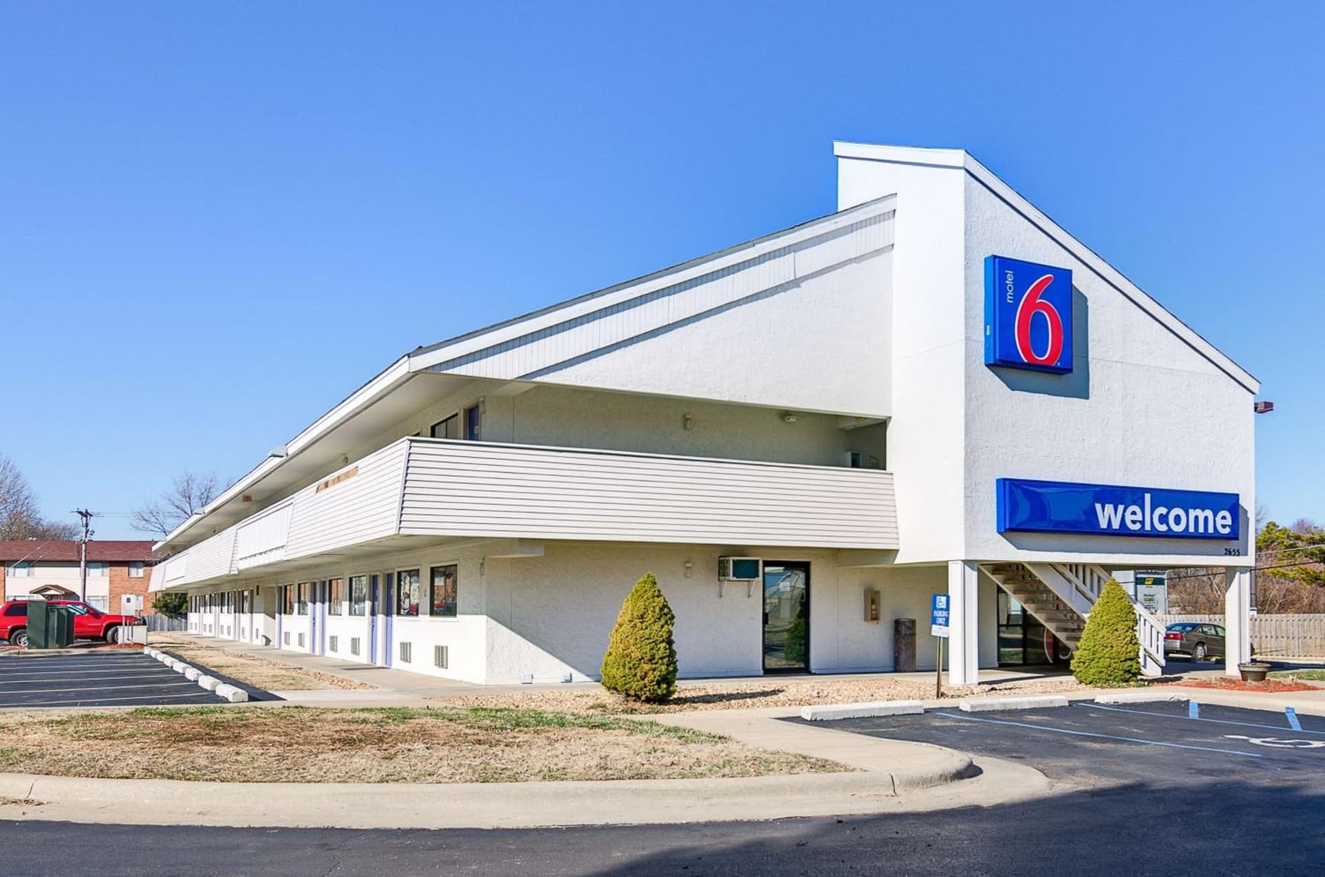 Economy Suites Springfield - Extended Stay gallery photo in Springfield, MO — image 14