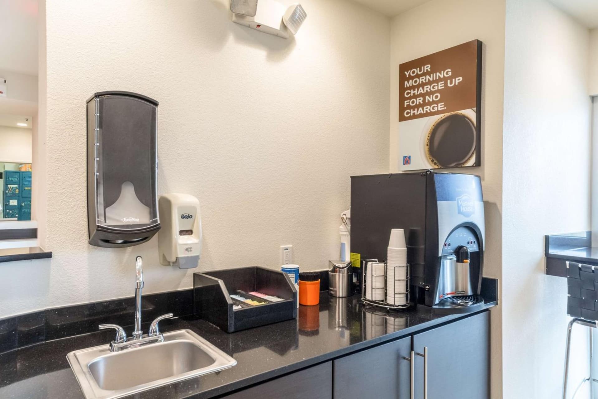 Motel 6-Laredo, TX - Airport gallery photo in Laredo, TX — image 20