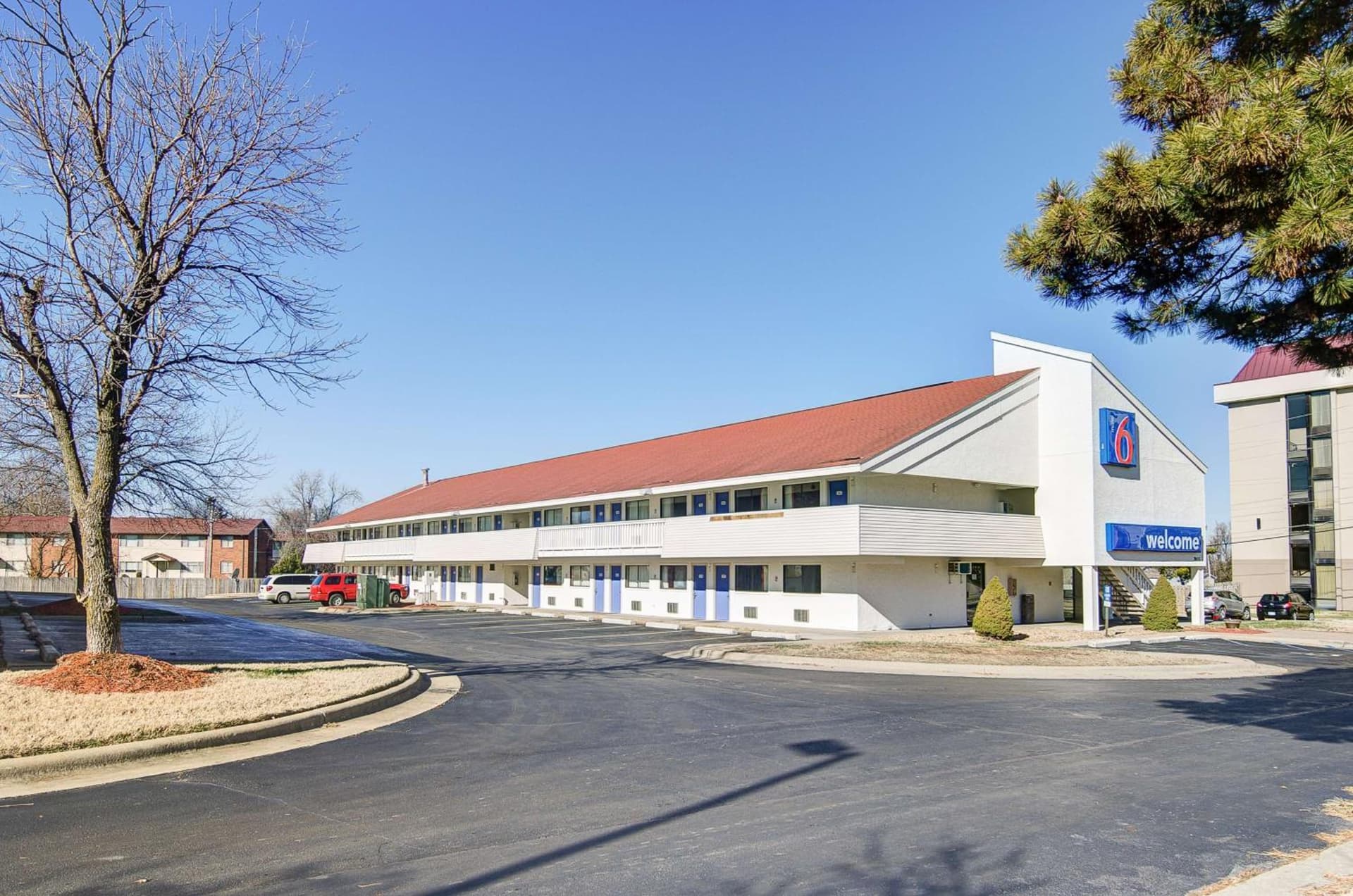 Economy Suites Springfield - Extended Stay property views in Springfield, MO — gallery photo 3