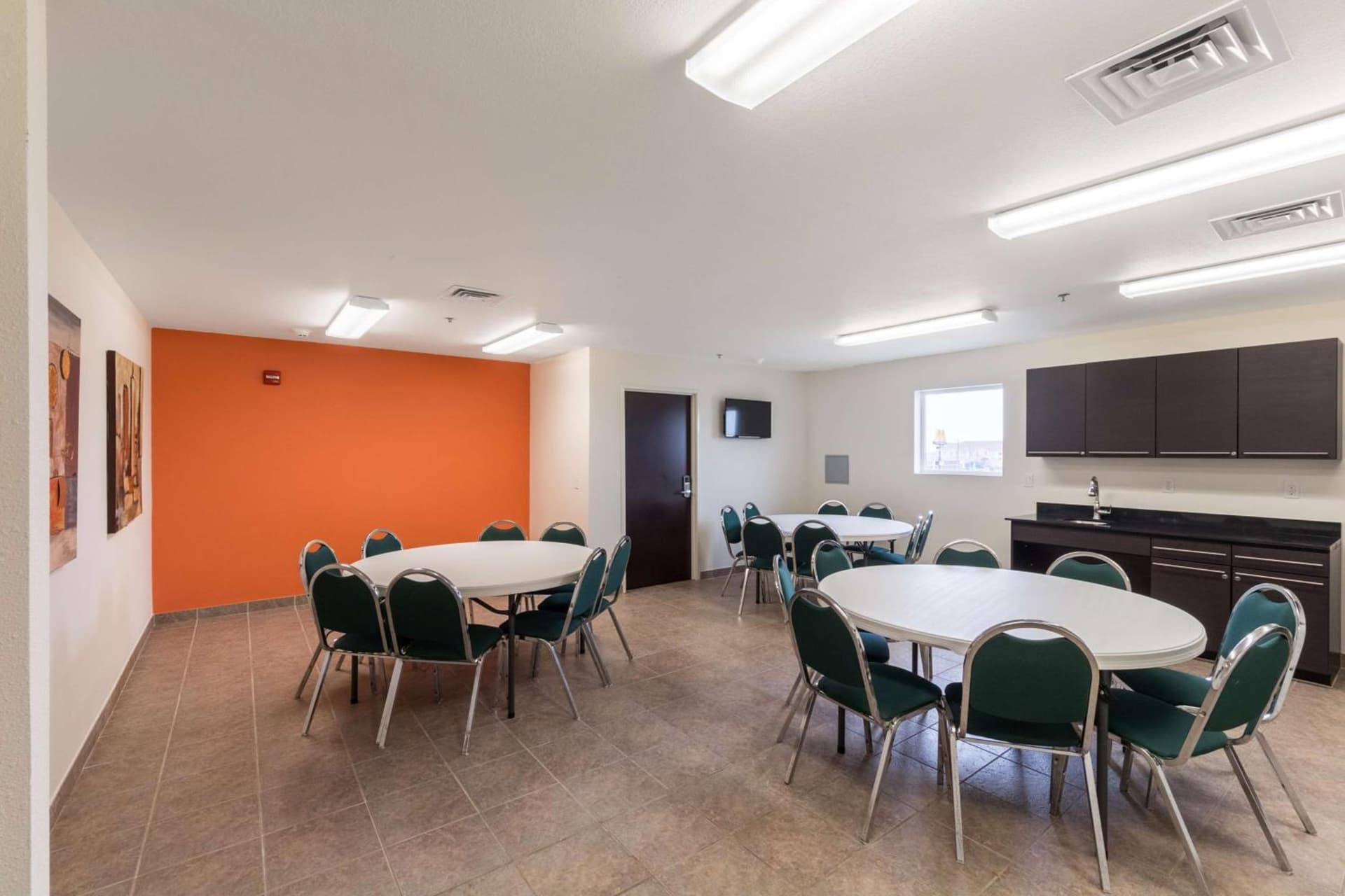 Motel 6-Laredo, TX - Airport gallery photo in Laredo, TX — image 40