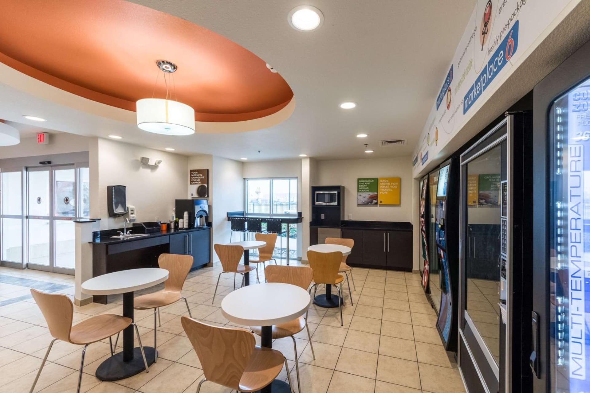 Motel 6-Laredo, TX - Airport gallery photo in Laredo, TX — image 27