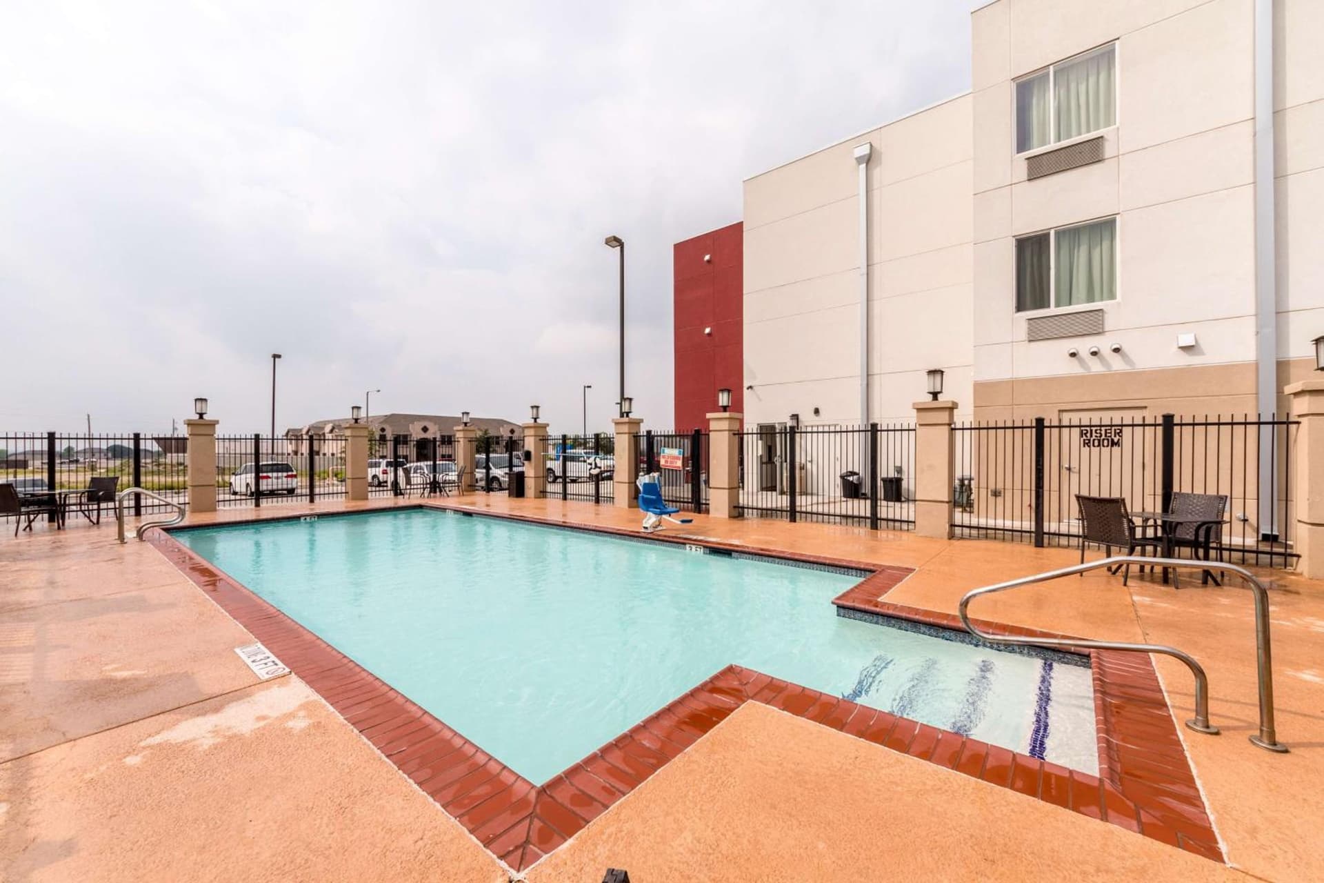 Motel 6-Laredo, TX - Airport gallery photo in Laredo, TX — image 13