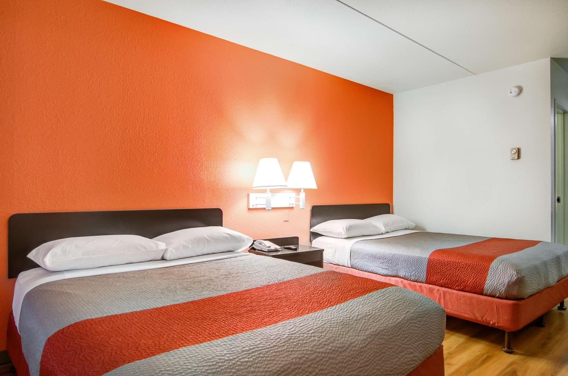 Economy Suites Springfield - Extended Stay gallery photo in Springfield, MO — image 8