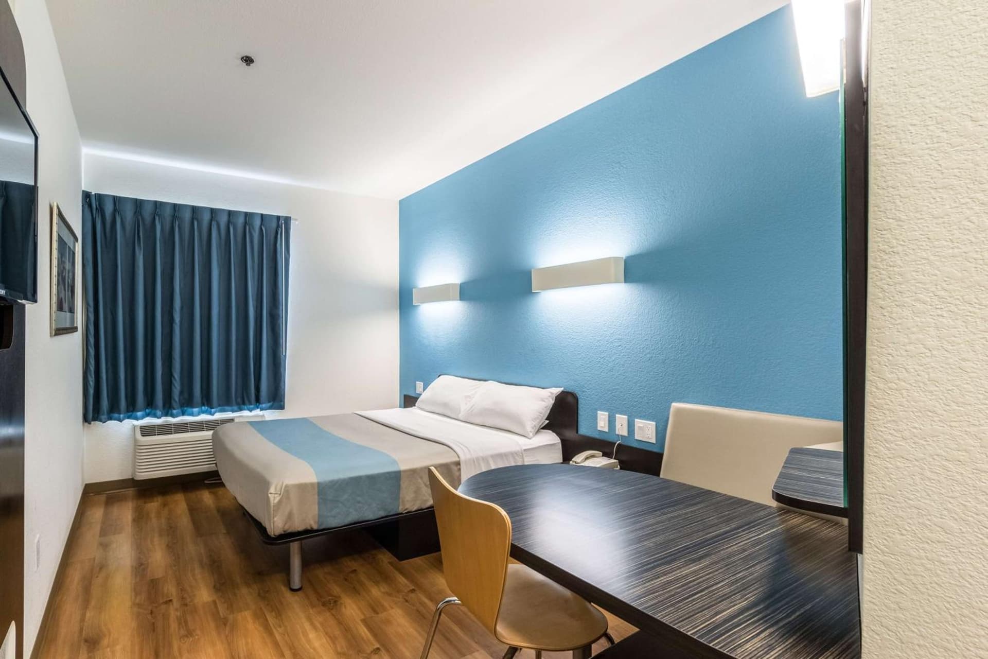 Motel 6-Laredo, TX - Airport gallery photo in Laredo, TX — image 26
