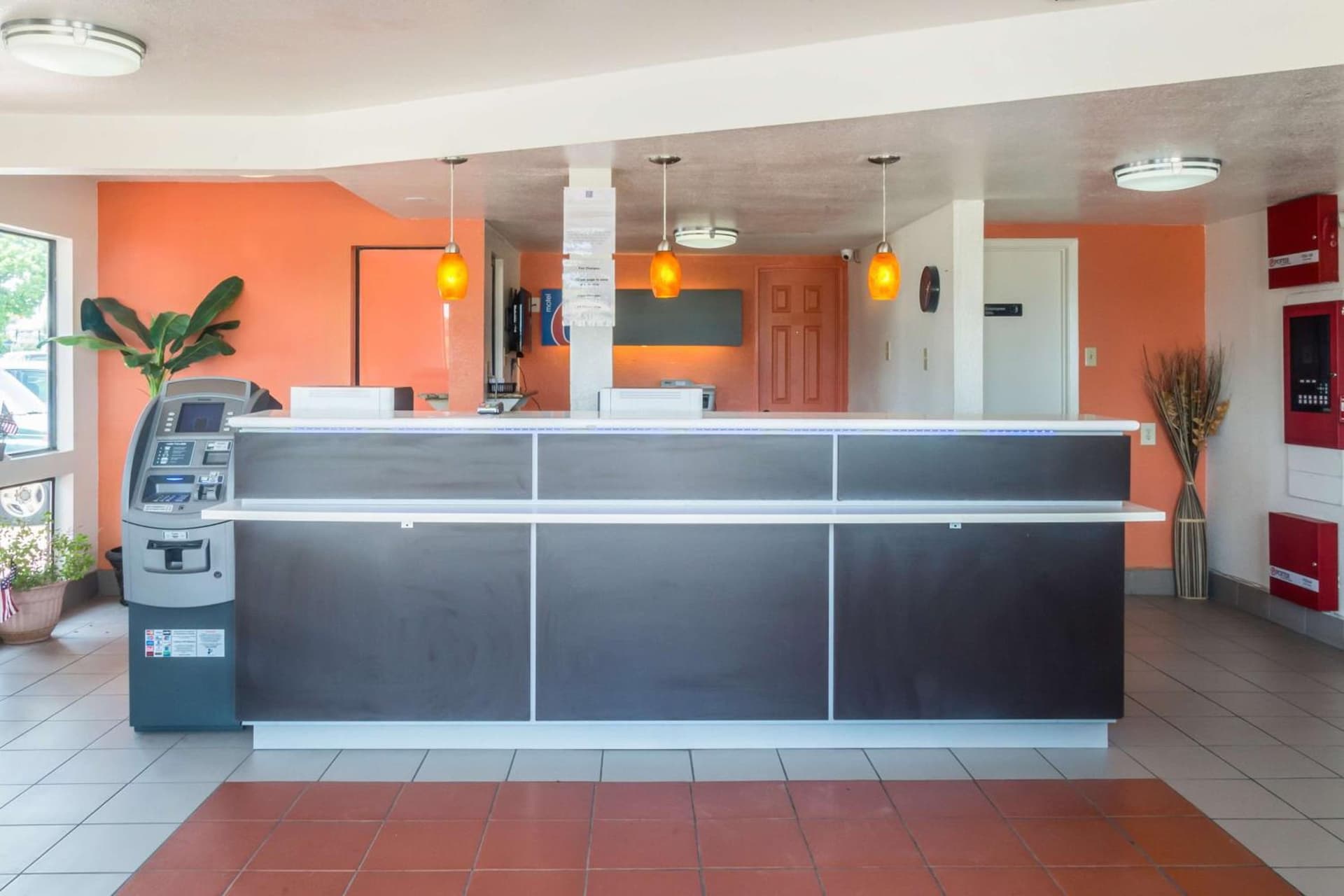 Motel 6-Mesquite, TX - Rodeo - Convention Ctr interior in Mesquite, TX — gallery photo 2