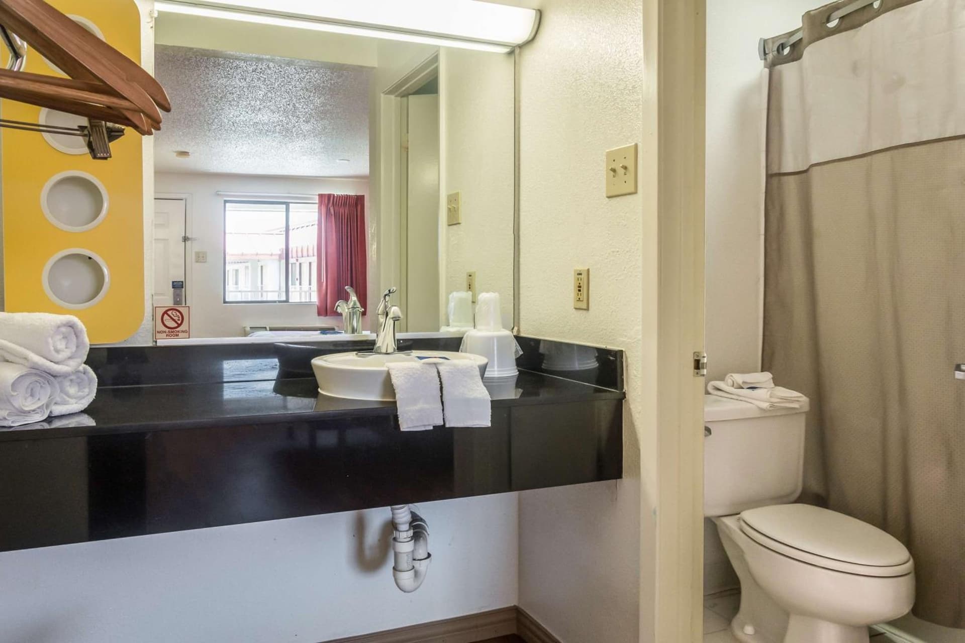 Motel 6-Mesquite, TX - Rodeo - Convention Ctr gallery photo in Mesquite, TX — image 26