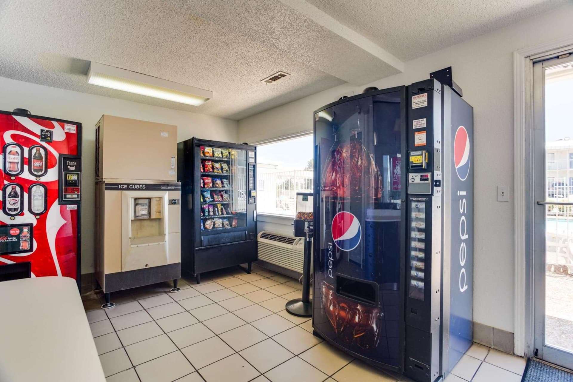 Motel 6-Fayetteville, AR gallery photo in Fayetteville, AR — image 7