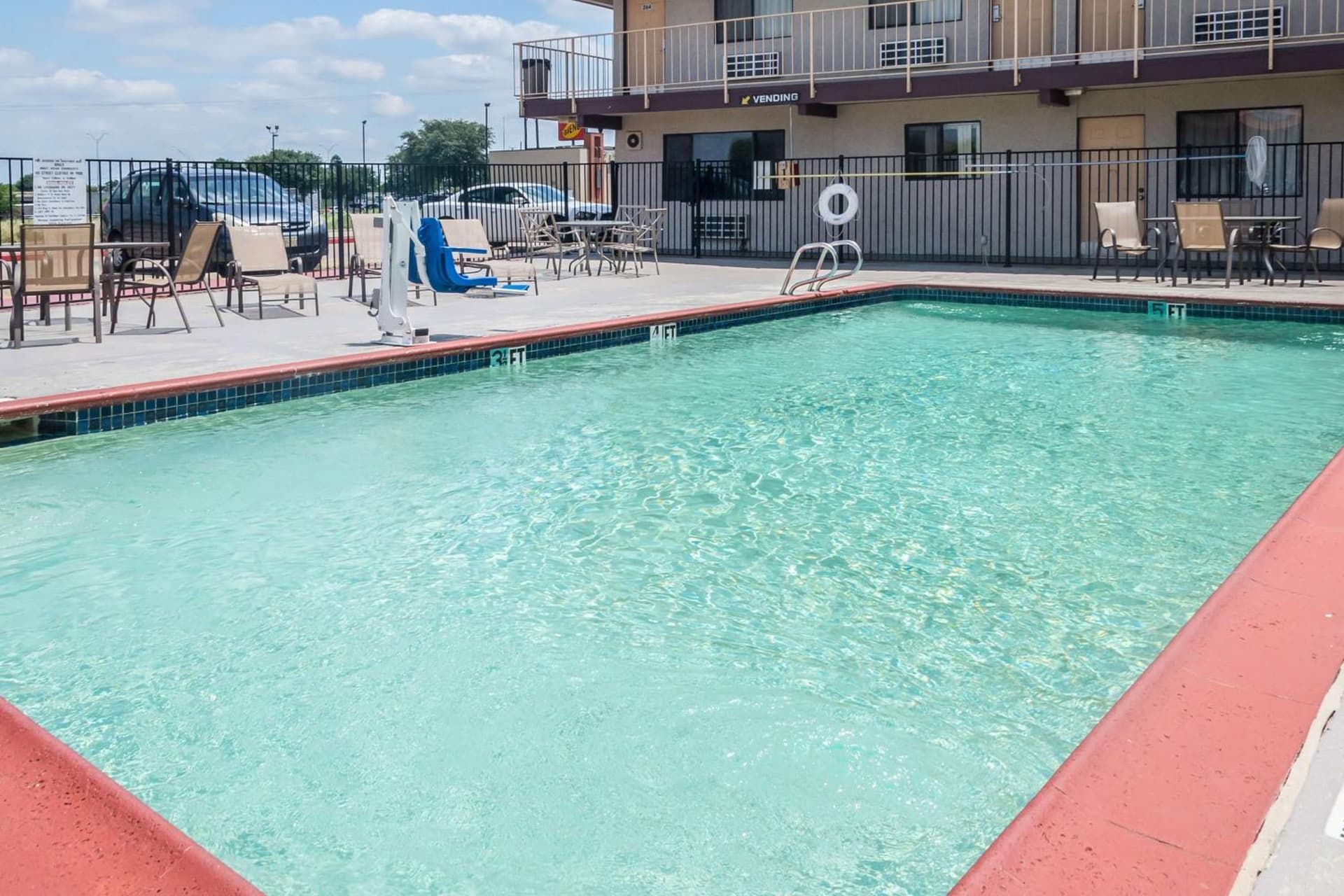 Motel 6-Mesquite, TX - Rodeo - Convention Ctr gallery photo in Mesquite, TX — image 19