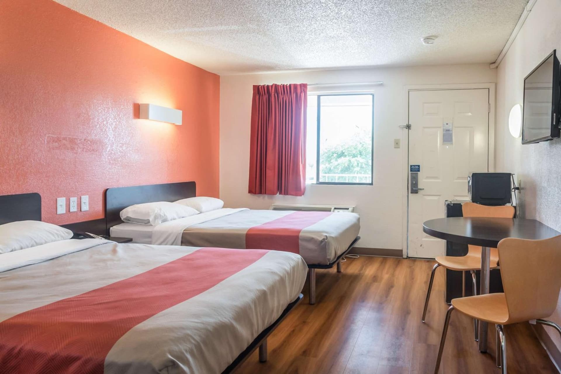 Motel 6-Mesquite, TX - Rodeo - Convention Ctr gallery photo in Mesquite, TX — image 24