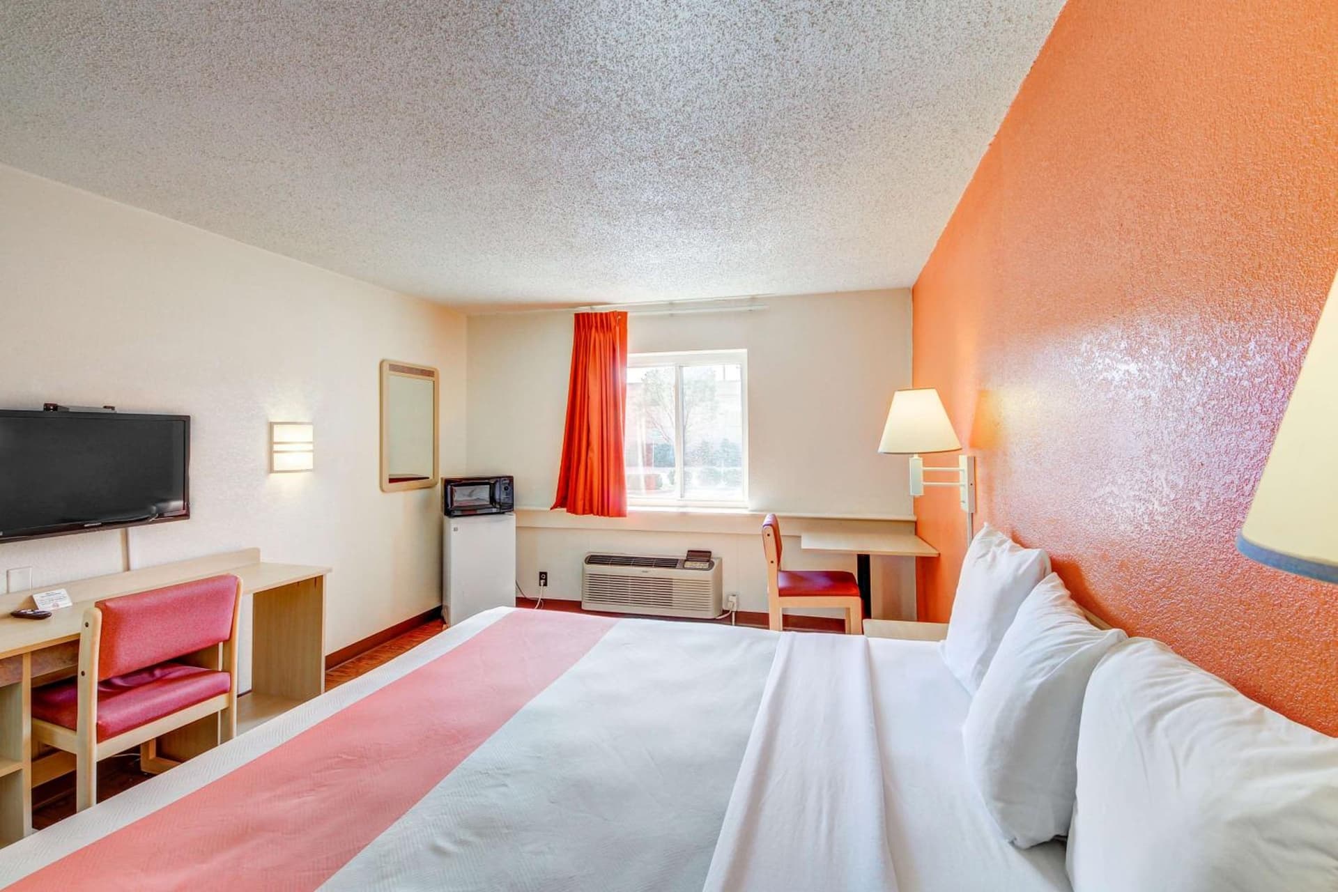 Motel 6-Wichita, KS property views in Wichita, KS — gallery photo 3