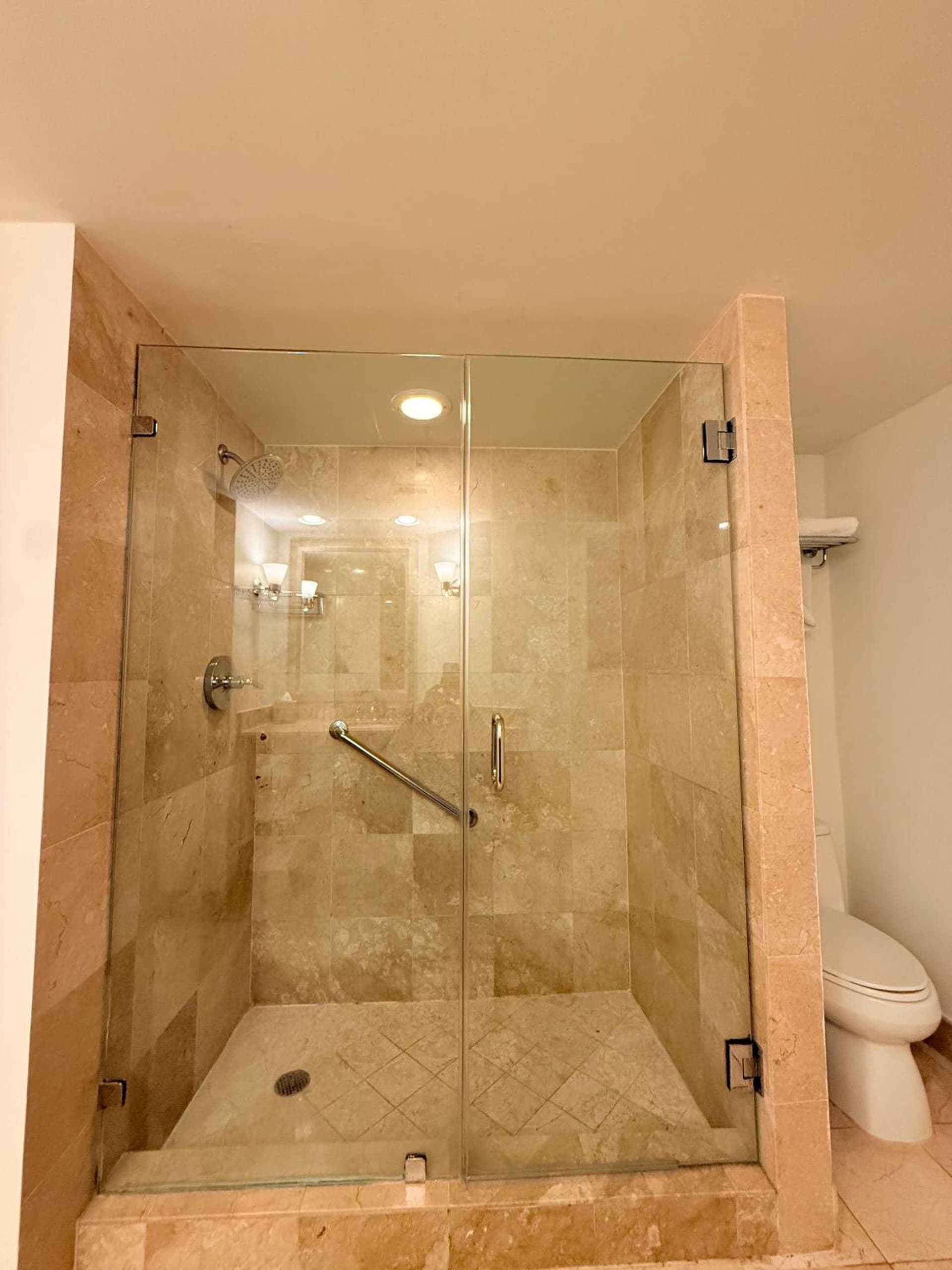 Sunrise on the Intracoastal interior in Fort Lauderdale, FL — gallery photo 2