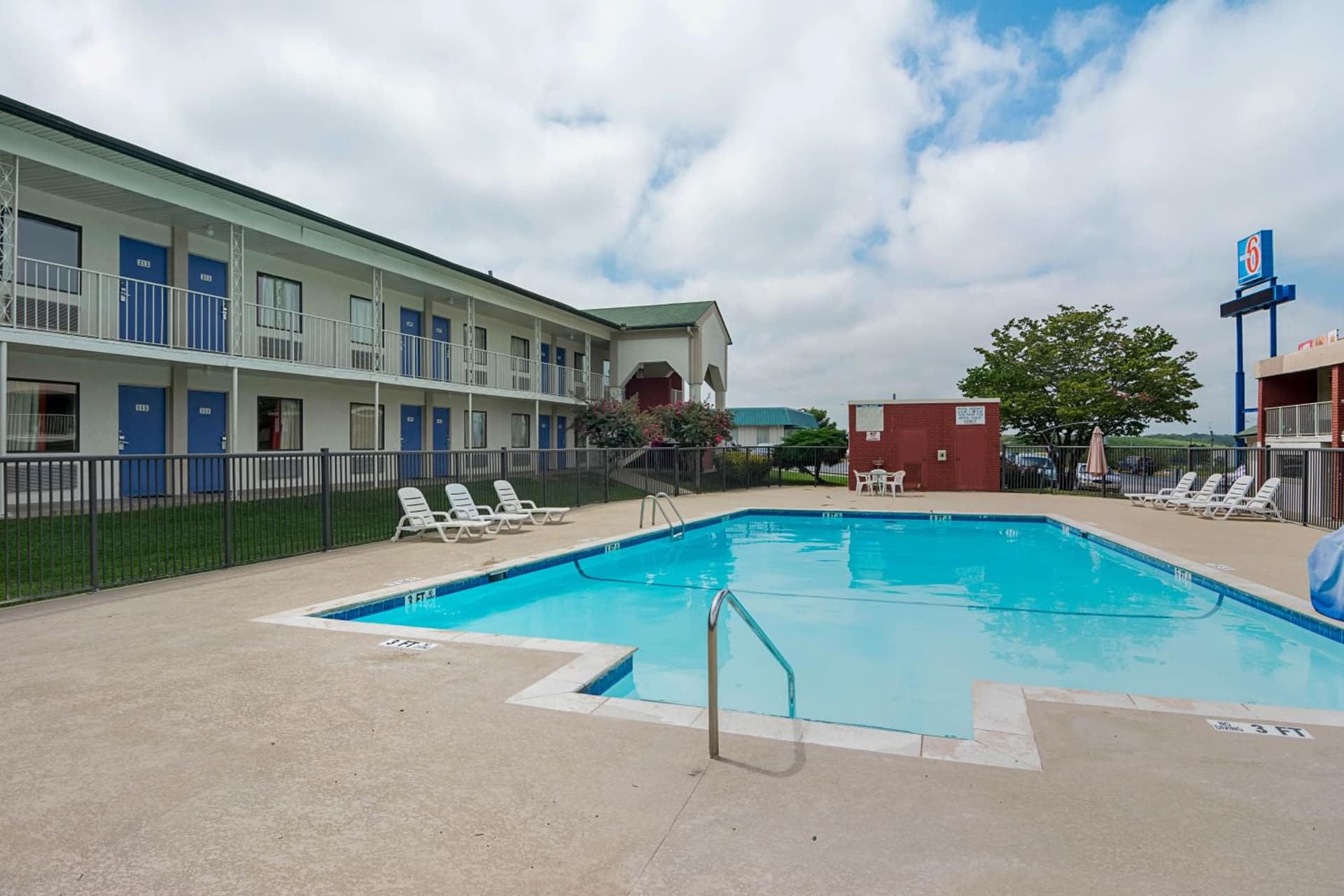 Motel 6-Gainesville, GA gallery photo in Gainesville, GA — image 77