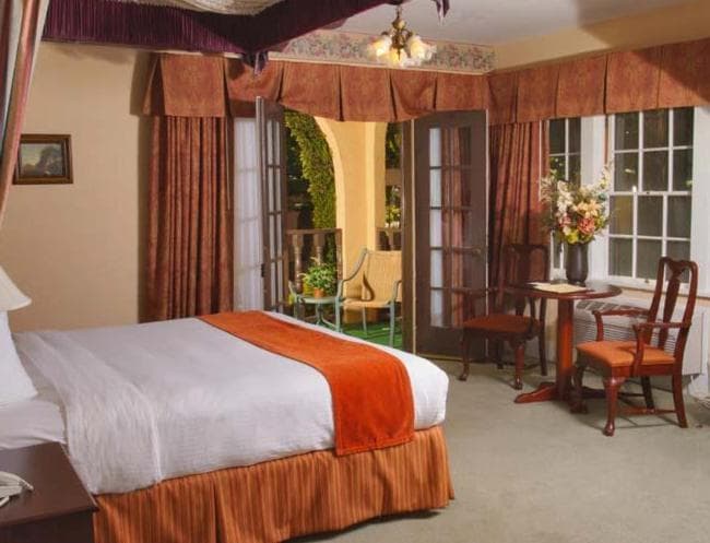 Historic Santa Maria Inn gallery photo in Santa Maria, CA — image 21