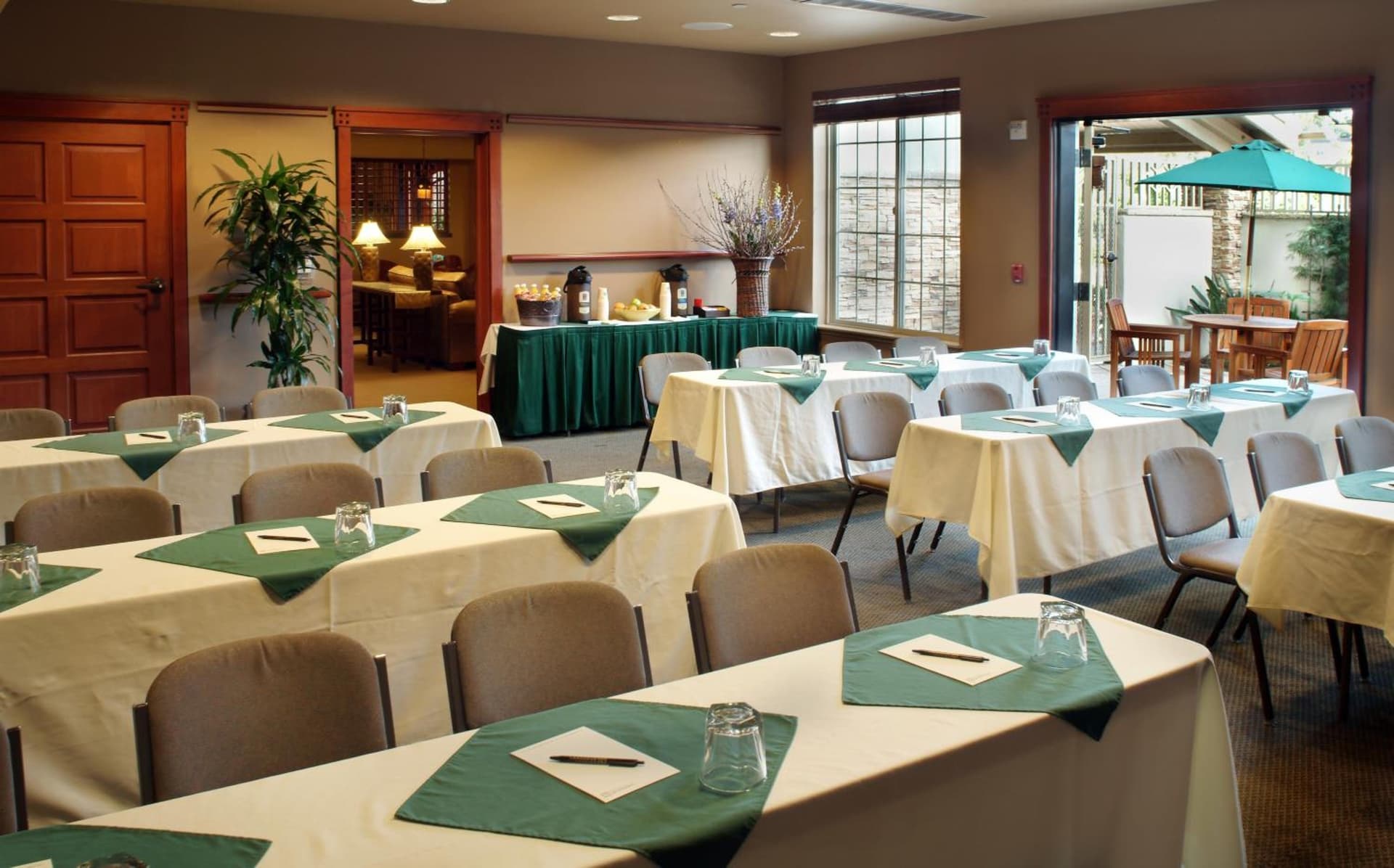 Larkspur Landing Extended Stay Suites Renton gallery photo in Renton, WA — image 37
