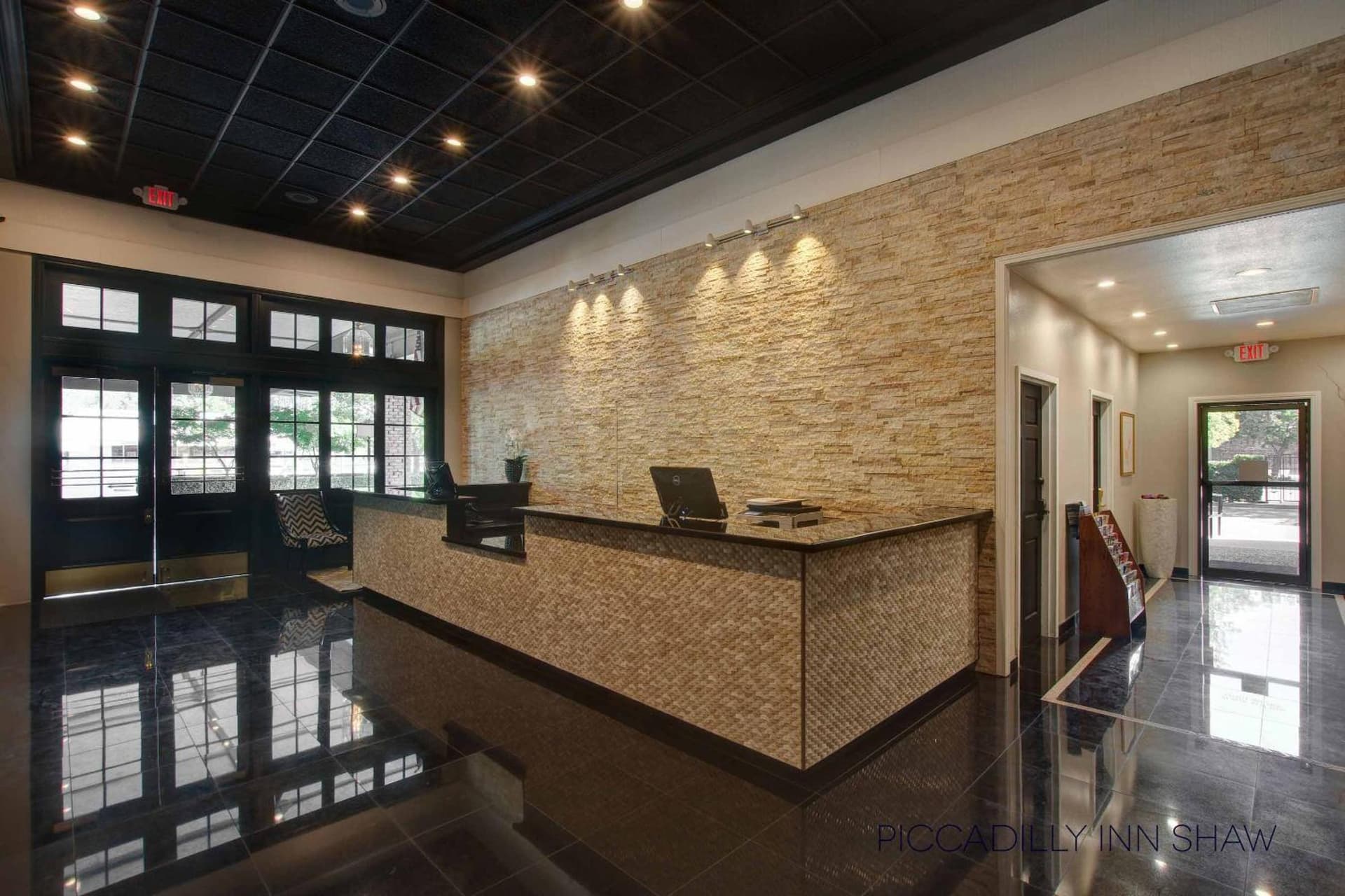 Hotel Piccadilly gallery photo in Fresno, CA — image 70