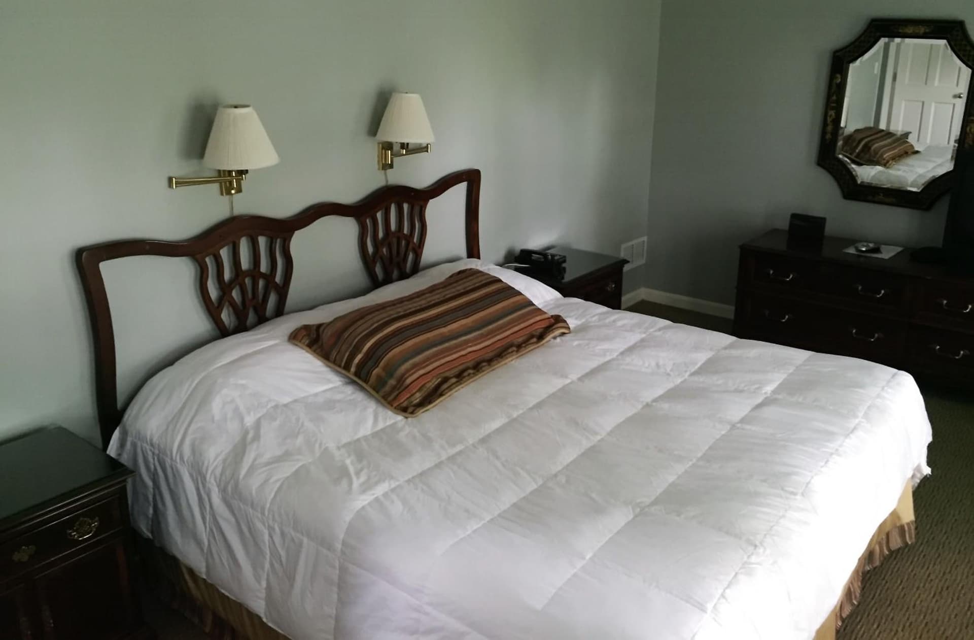 Century Suites Hotel gallery photo in Bloomington, IN — image 40