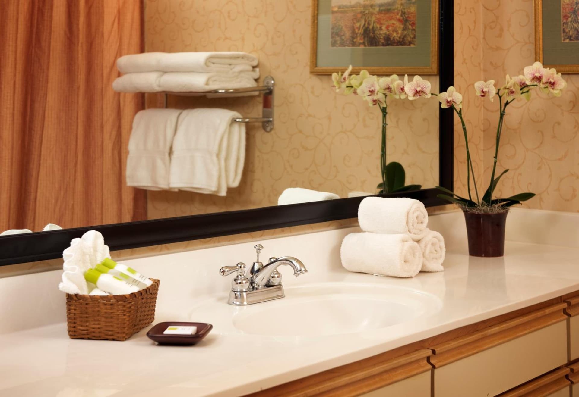 Larkspur Landing Extended Stay Suites Roseville gallery photo in Roseville, CA — image 31