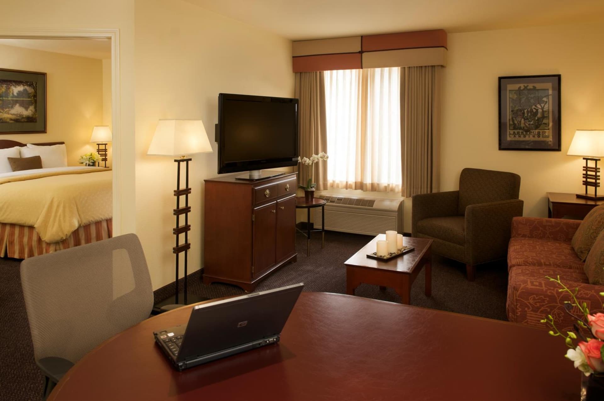 Larkspur Landing Extended Stay Suites Bellevue gallery photo in Bellevue, WA — image 9