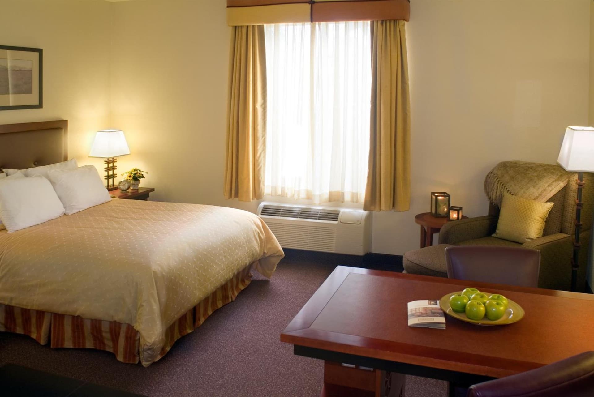 Larkspur Landing Extended Stay Suites Bellevue gallery photo in Bellevue, WA — image 17