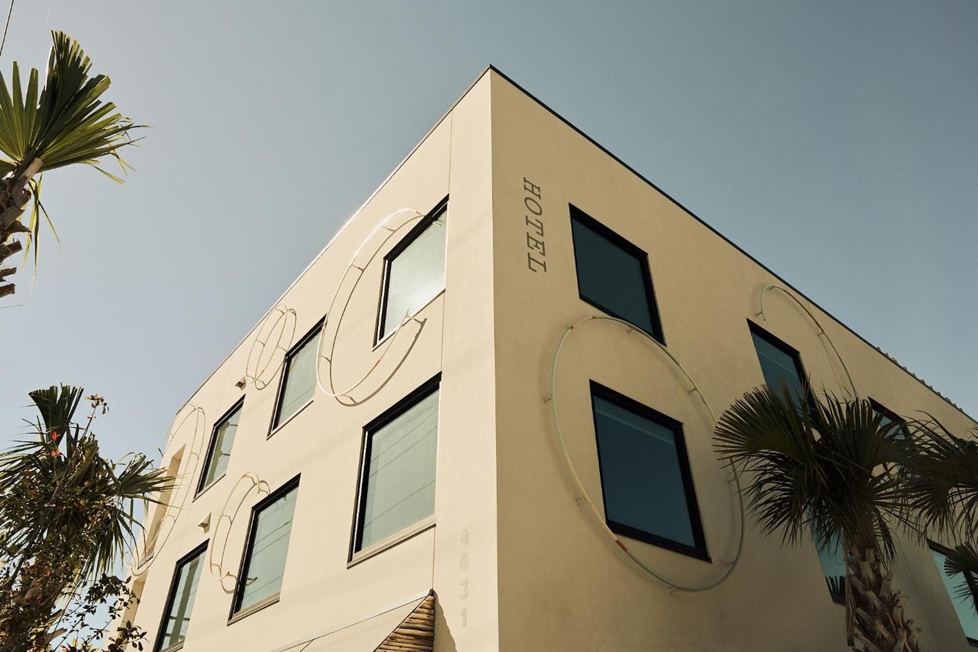 Hotel Circulo property views in Charleston, SC — gallery photo 3