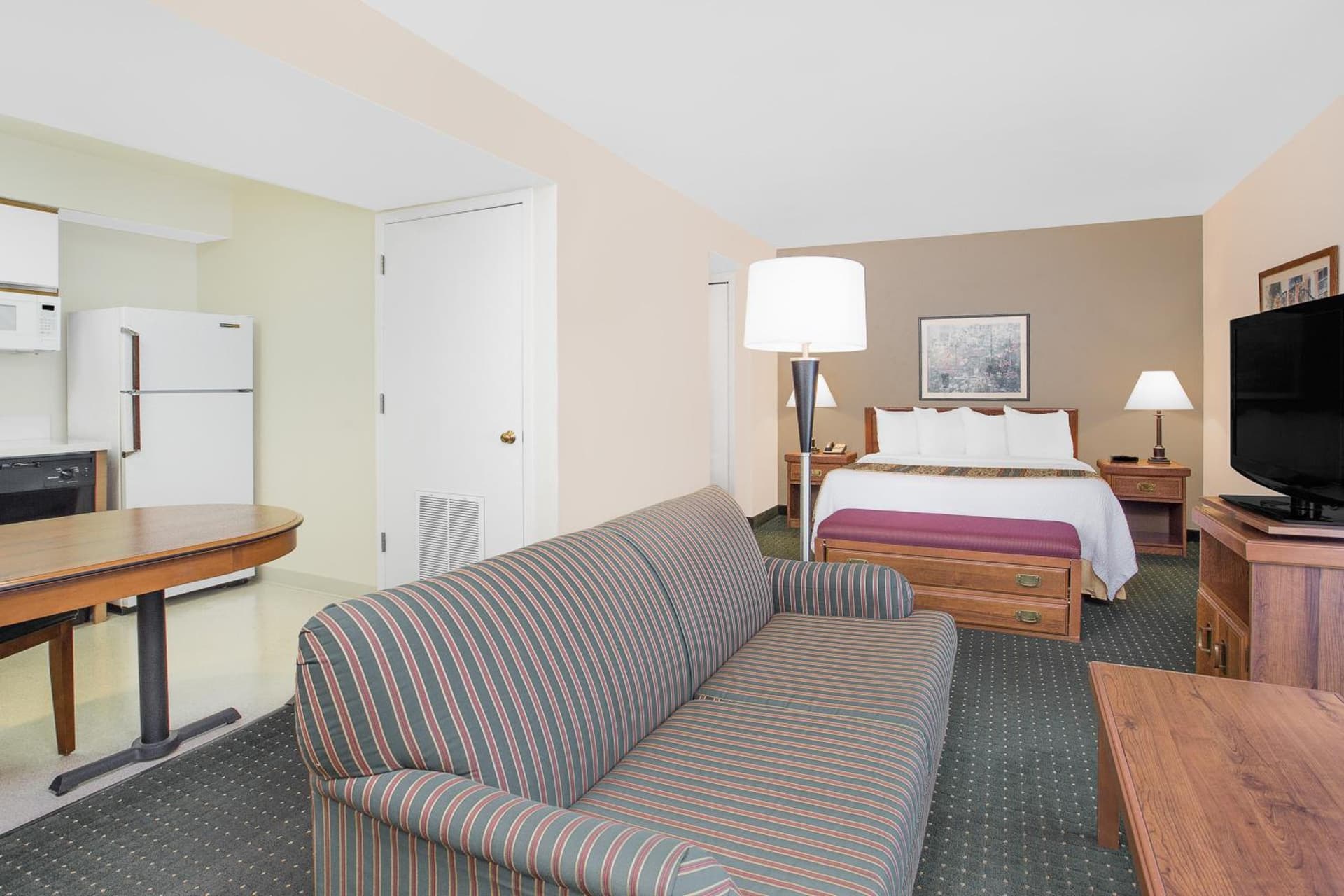 Hawthorn Extended Stay by Wyndham Green Bay gallery photo in Green Bay, WI — image 26