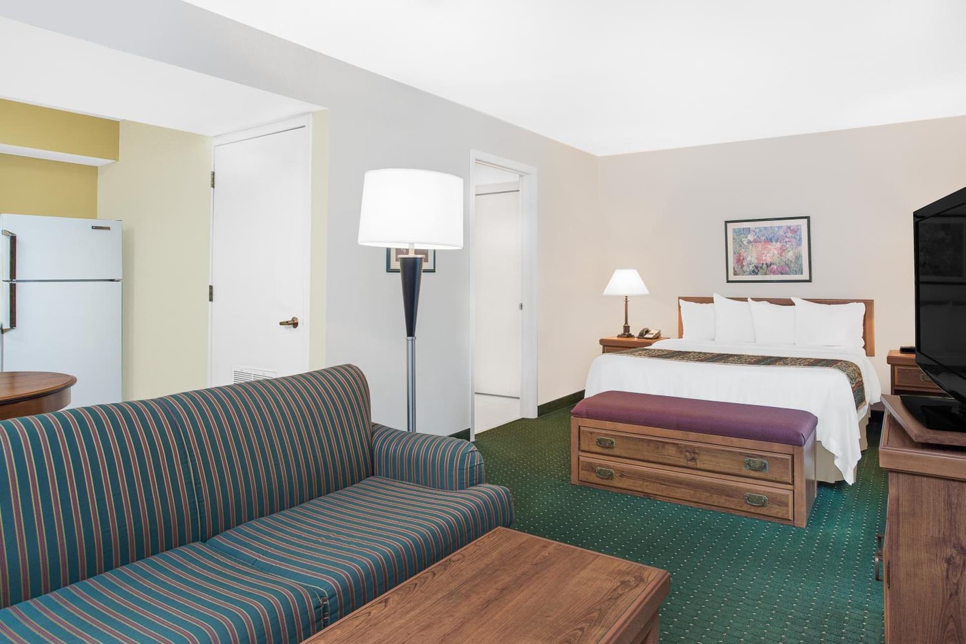 Hawthorn Extended Stay by Wyndham Green Bay gallery photo in Green Bay, WI — image 16