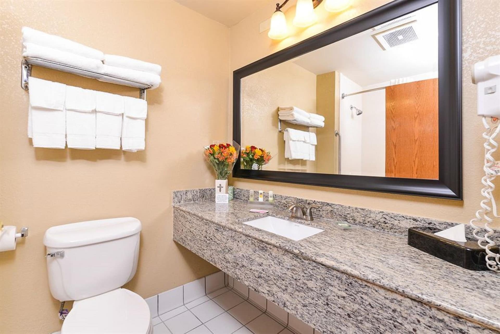 Country Inn & Suites by Radisson, West Valley City, UT gallery photo in West Valley City, UT — image 4