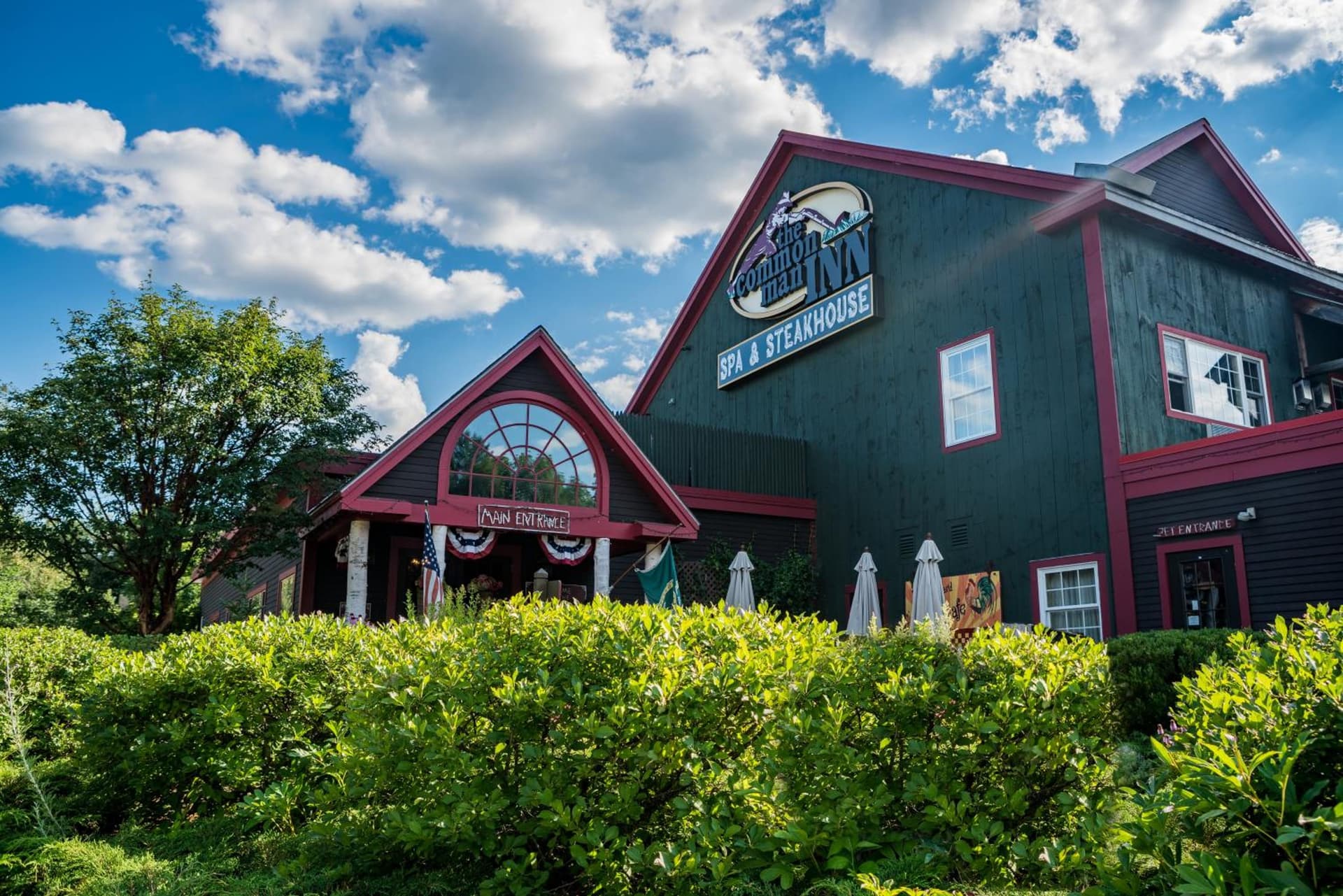 The Common Man Inn & Lodge, Plymouth featured exterior or lobby in Plymouth — similar hotel