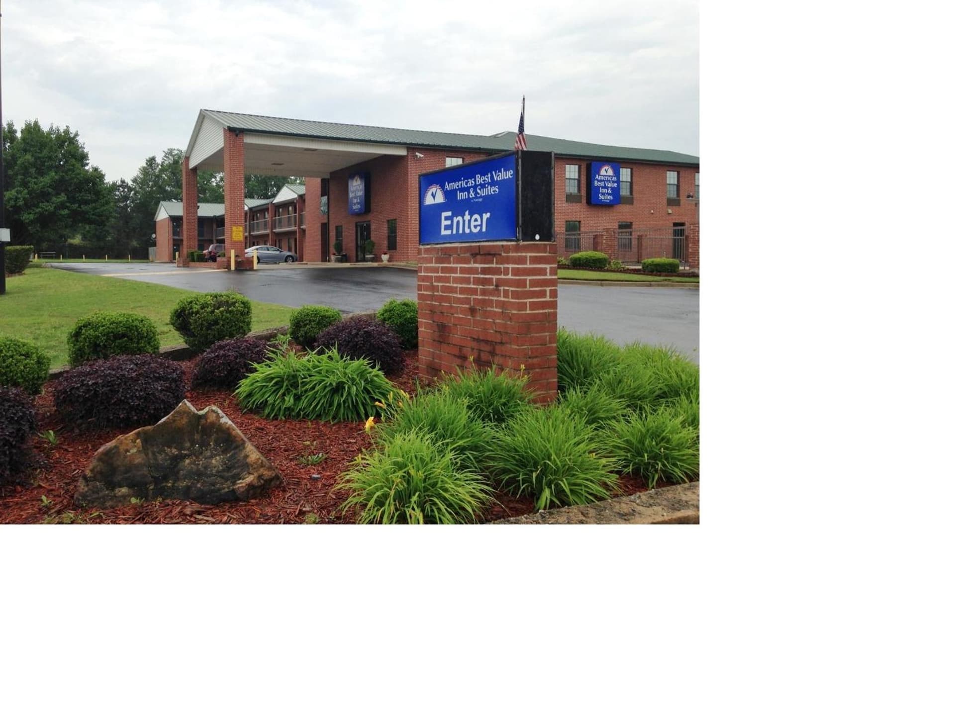 Americas Best Value Inn & Suites - Little Rock - Maumelle featured exterior or lobby in Maumelle, AR — similar hotel