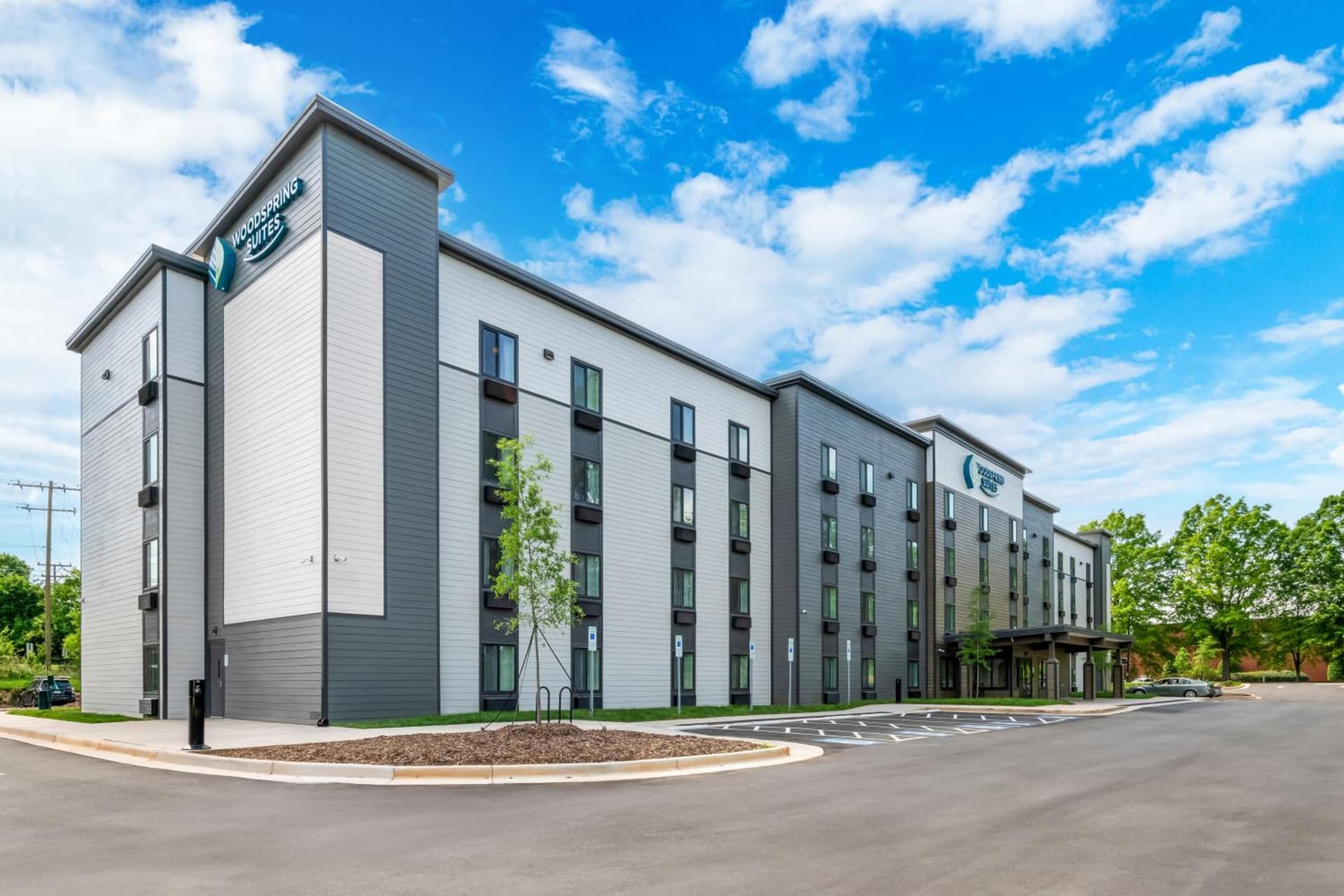 WoodSpring Suites Charlotte Northlake property views in Charlotte, NC — gallery photo 3